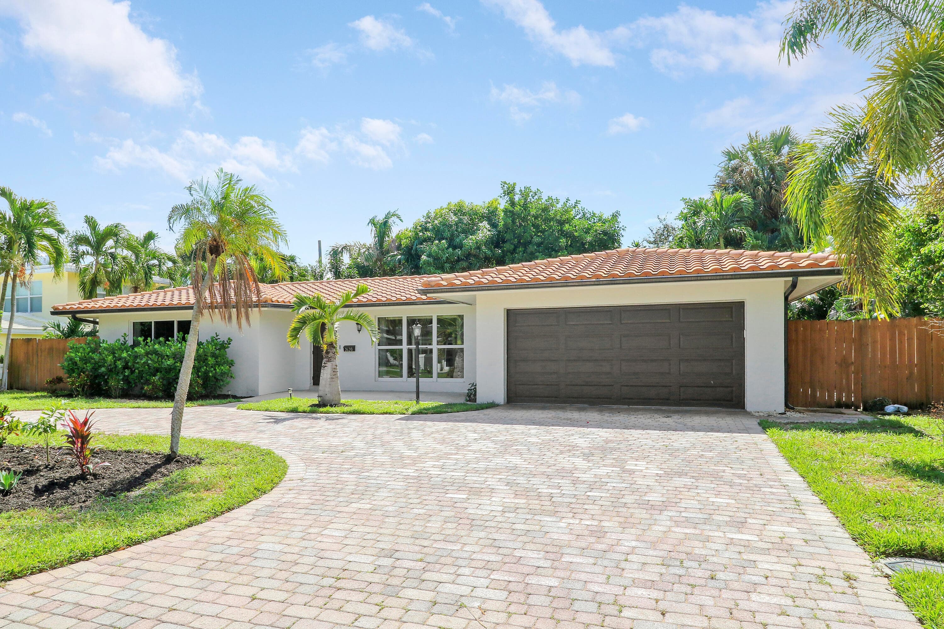 2620 NE 25th Street, Lighthouse Point, FL 33064 — photo 2 of 46
