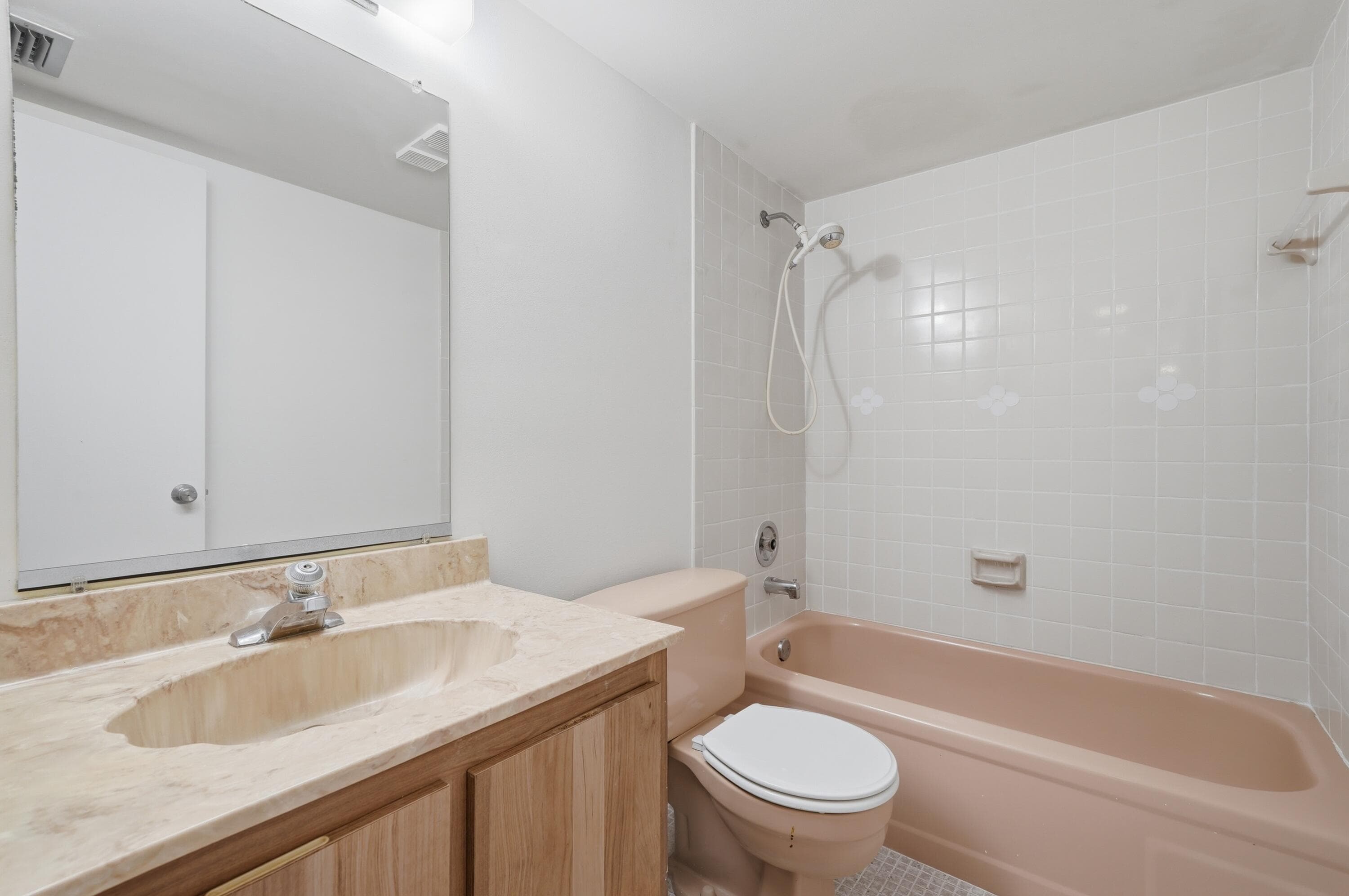 7900 NW 50th Street 204, Lauderhill, FL 33351 — photo 16 of 37