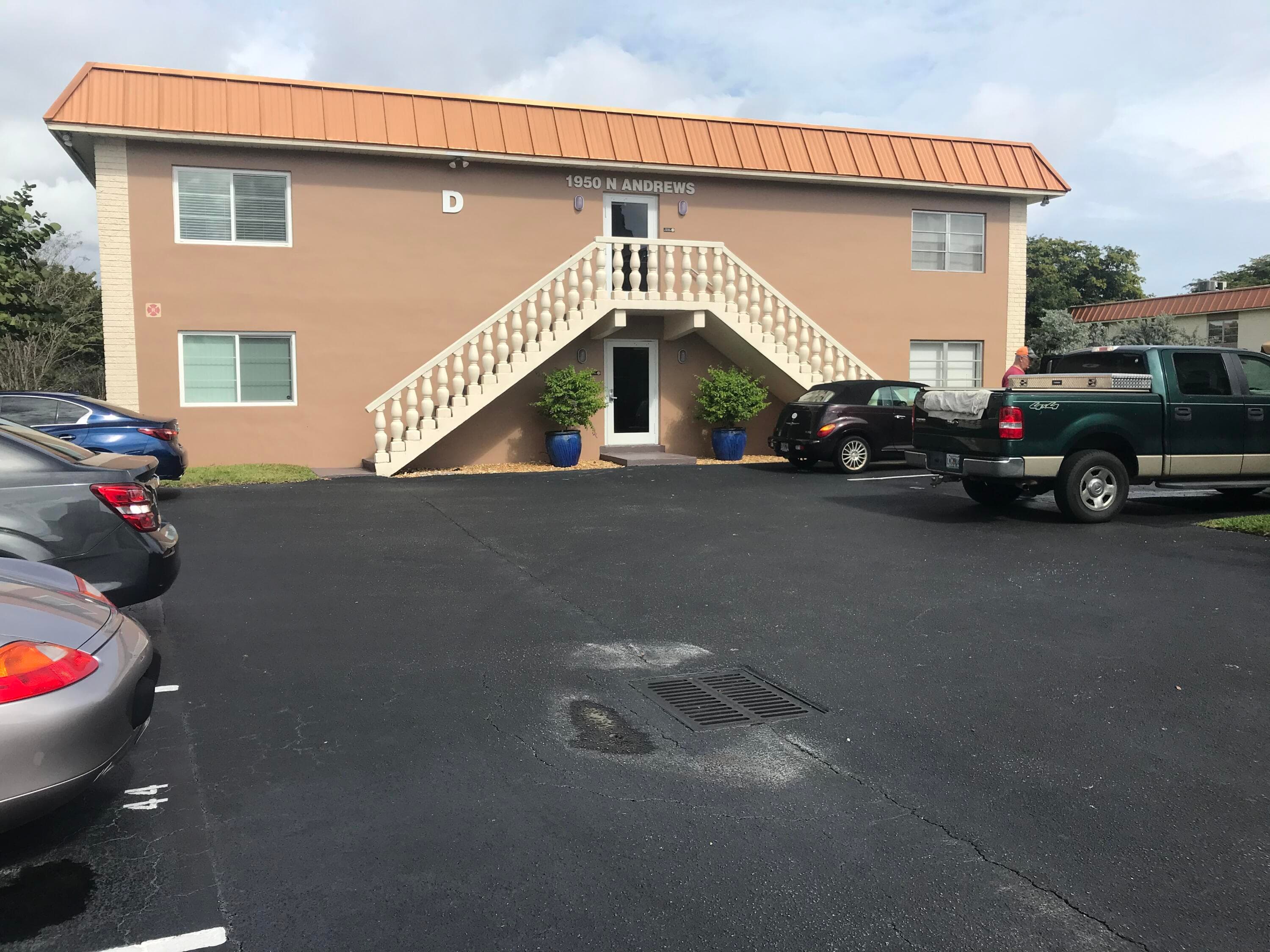 Condominium in Wilton Manors — photo 21 of 27