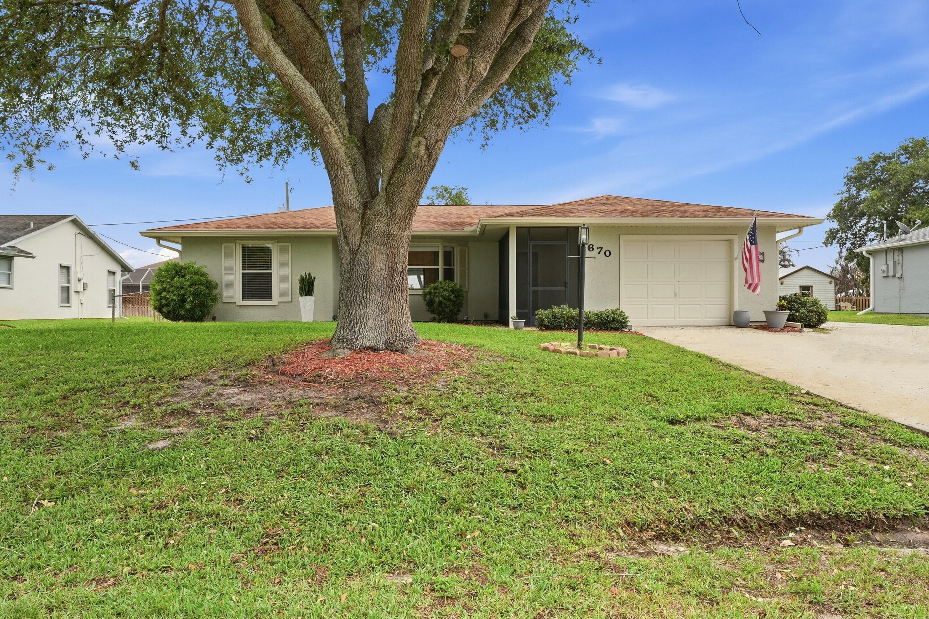 670 Nobles Street, Sebastian, FL 32958 — photo 9 of 46