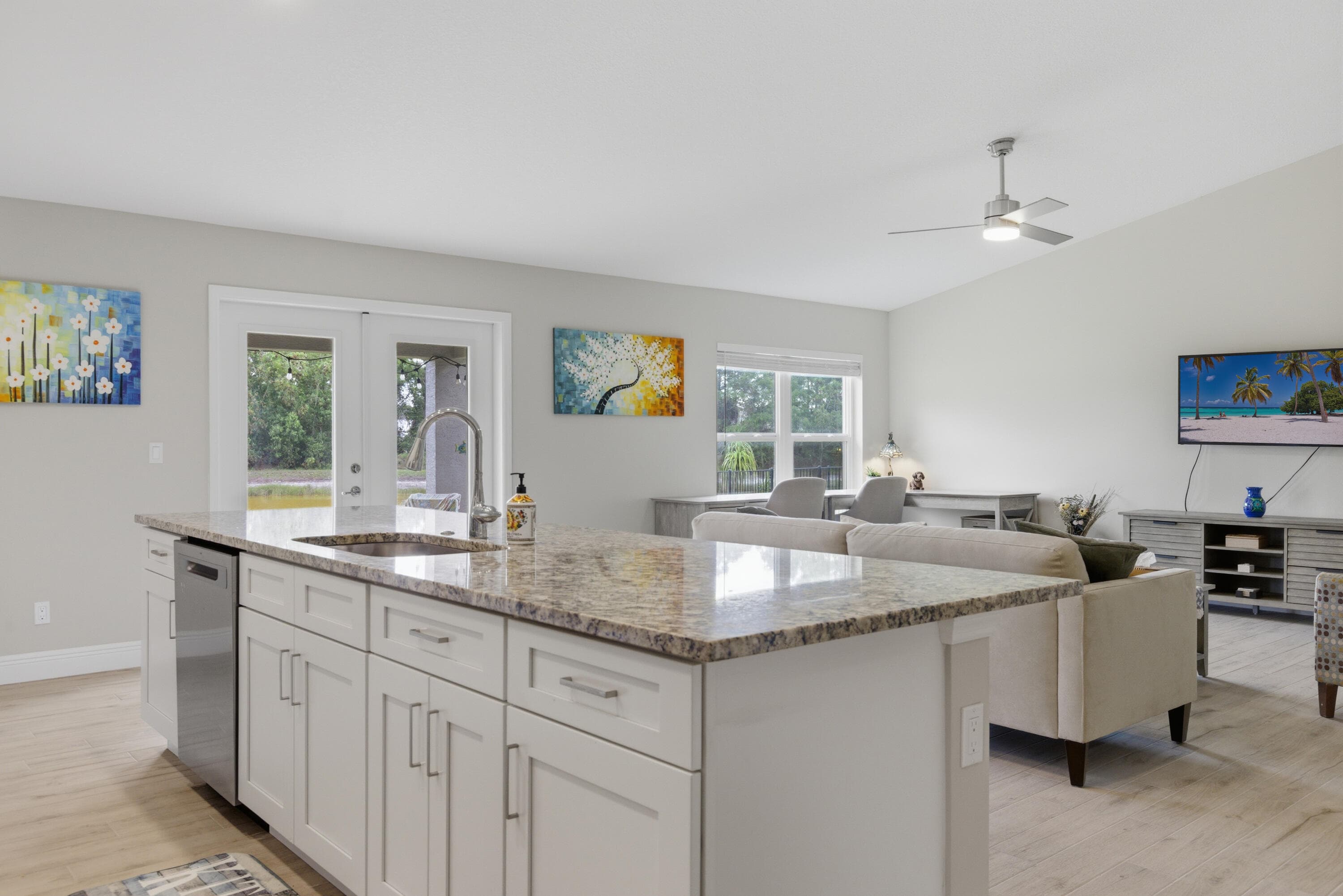 375 SW Vista Lake Drive, Port St. Lucie, FL 34953 — photo 9 of 33