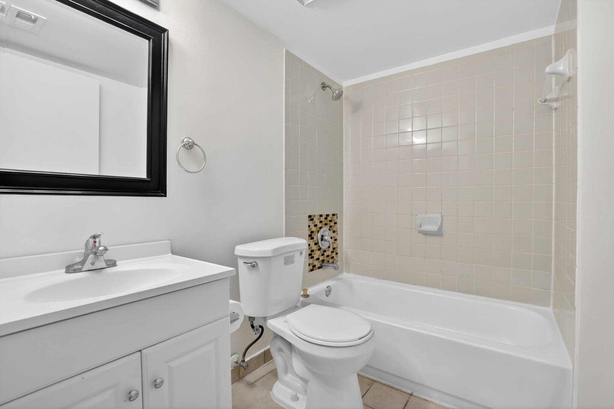 300 Palm Circle W 305, Pembroke Pines, FL 33025 — photo 20 of 42