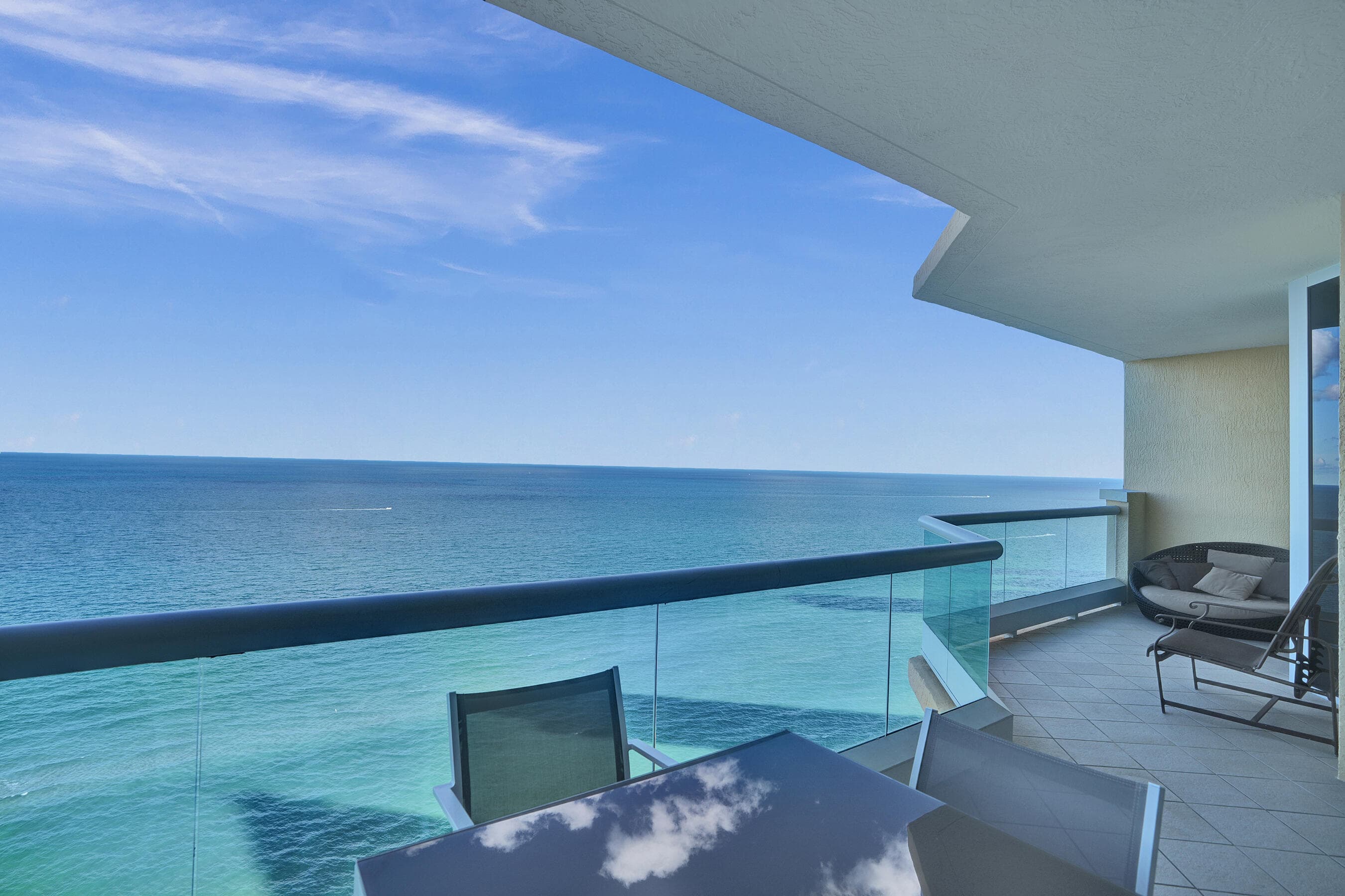 17875 Collins Avenue Apt 3103, Sunny Isles Beach, FL 33160 — photo 38 of 58