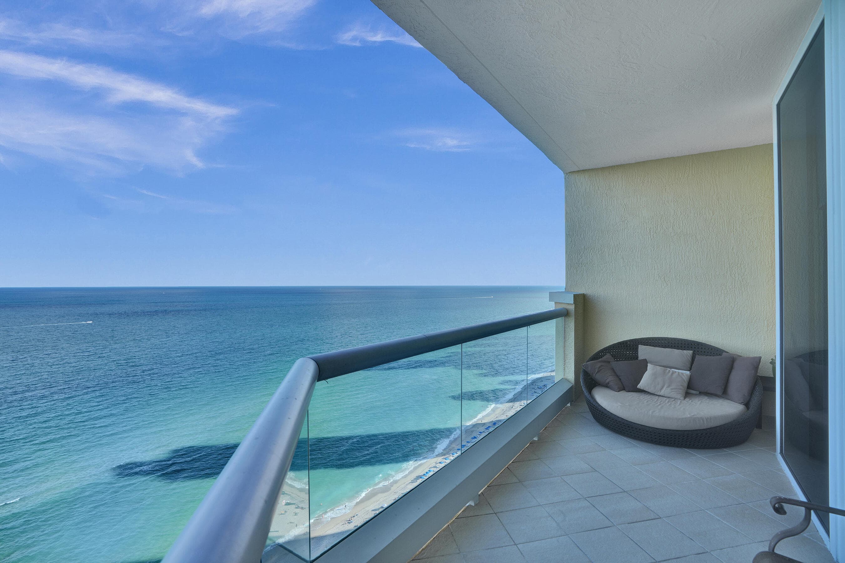 17875 Collins Avenue Apt 3103, Sunny Isles Beach, FL 33160 — photo 40 of 58