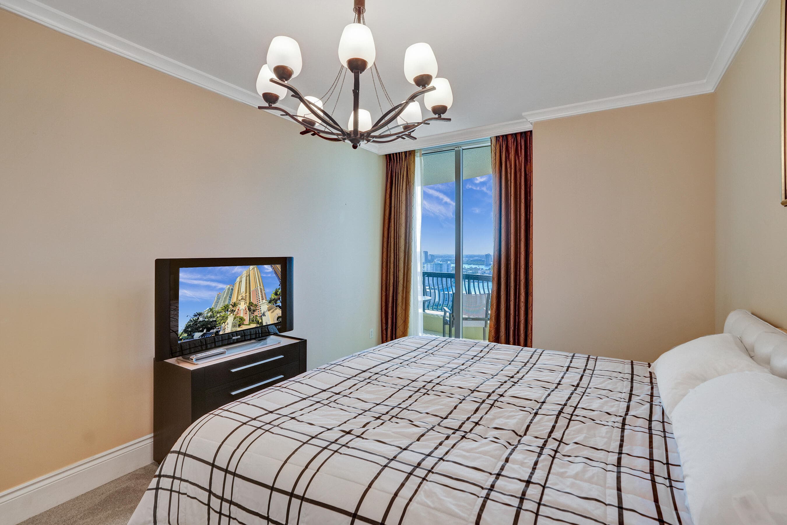 17875 Collins Avenue Apt 3103, Sunny Isles Beach, FL 33160 — photo 43 of 58