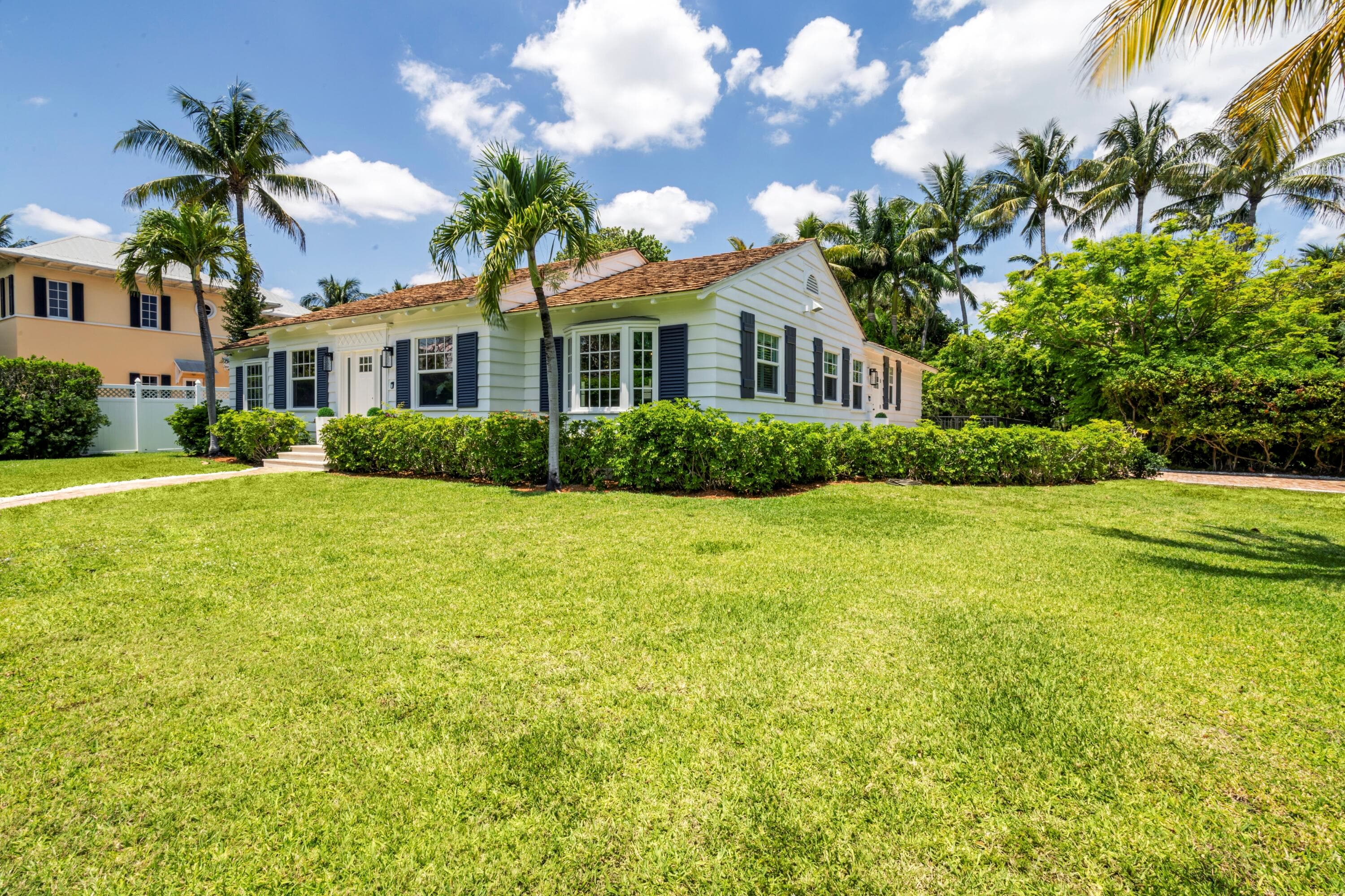 1017 Tamarind Road, Delray Beach, FL 33483 — photo 5 of 36