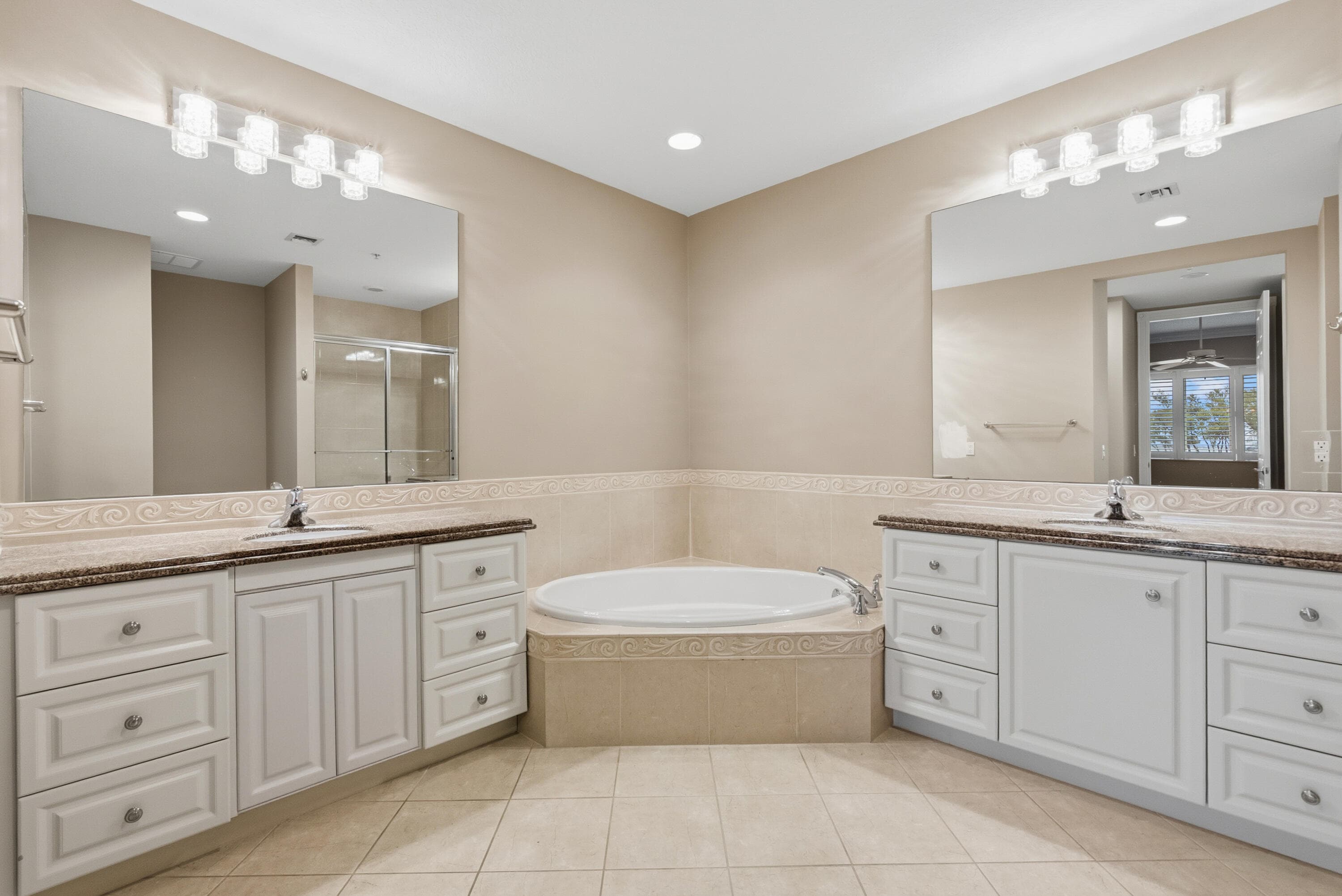 24 Harbour Isle Drive W 106, Fort Pierce, FL 34949 — photo 23 of 46