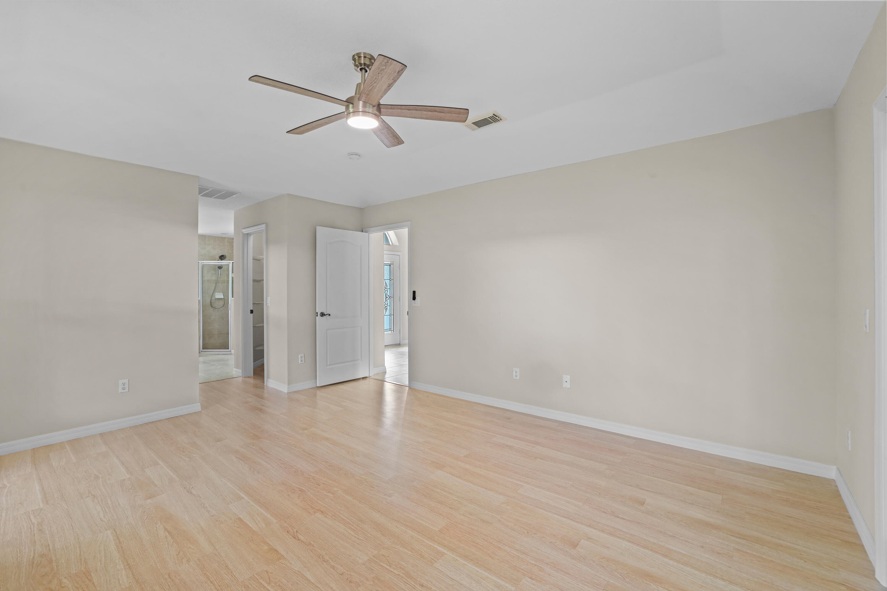 2001 SW Salvatierra Boulevard, Port St. Lucie, FL 34987 — photo 17 of 28