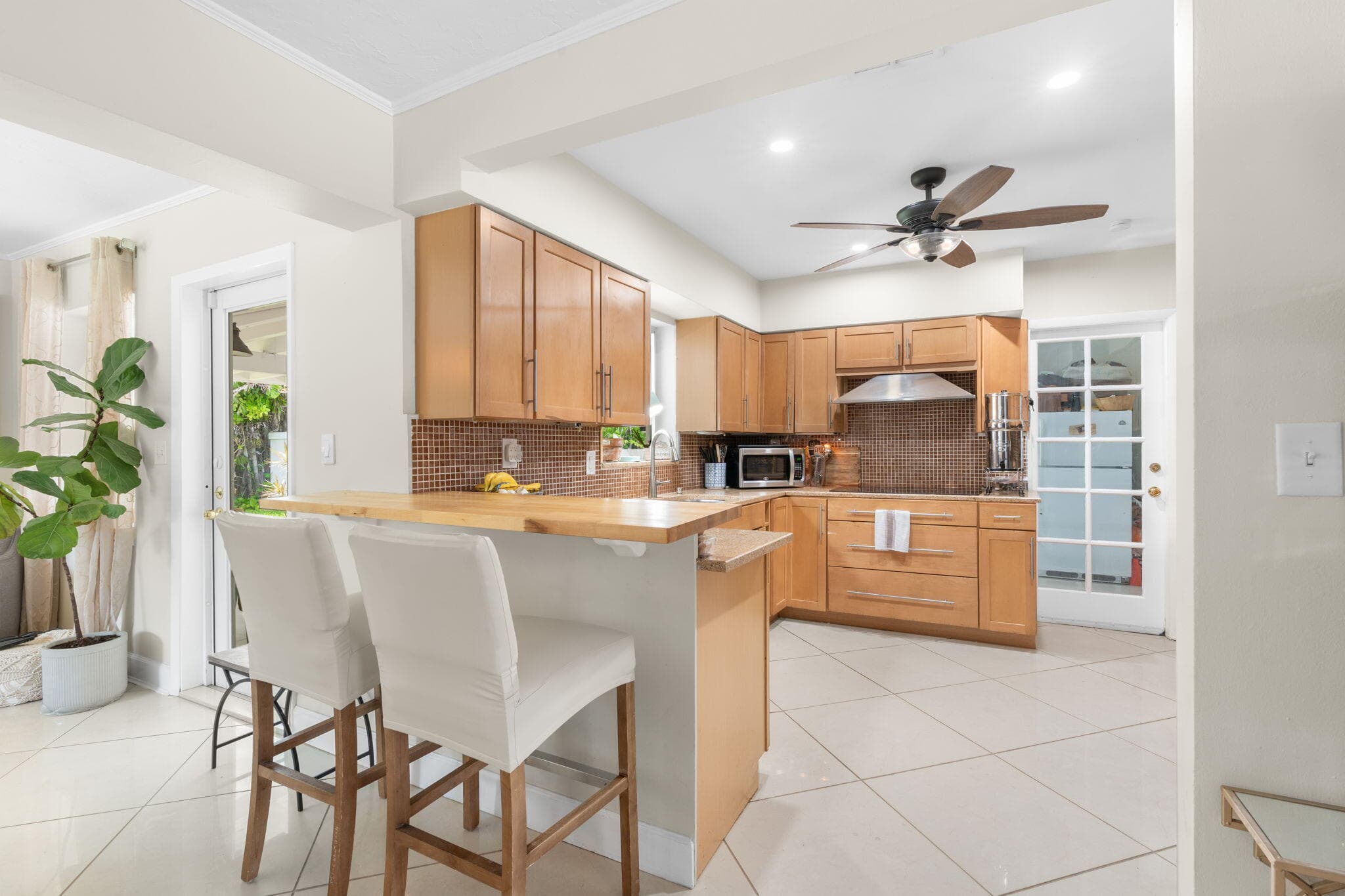 2601 NE 27th Way, Fort Lauderdale, FL 33306 — photo 13 of 49