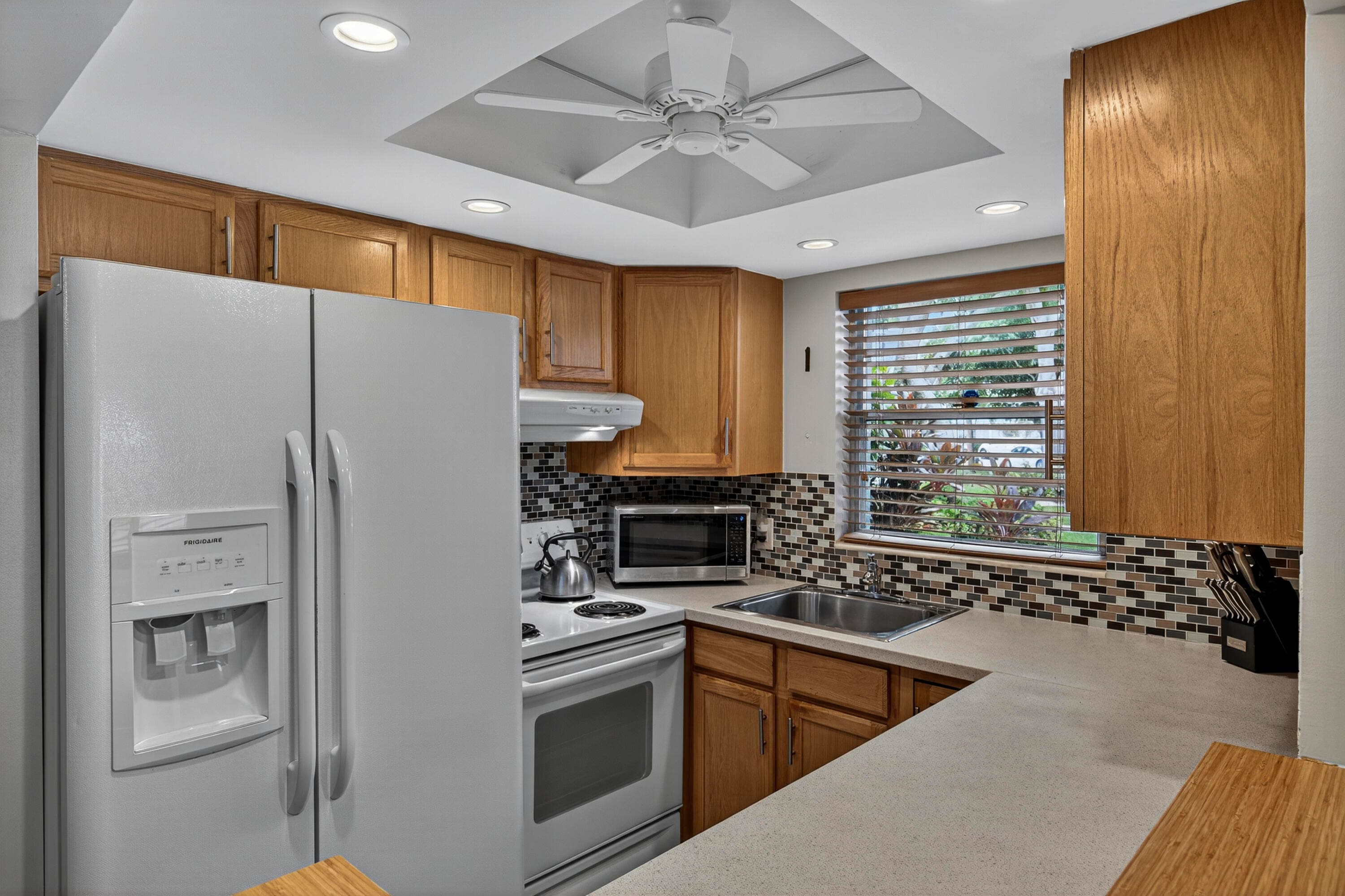 125 Newport I, Deerfield Beach, FL 33442 — photo 1 of 50
