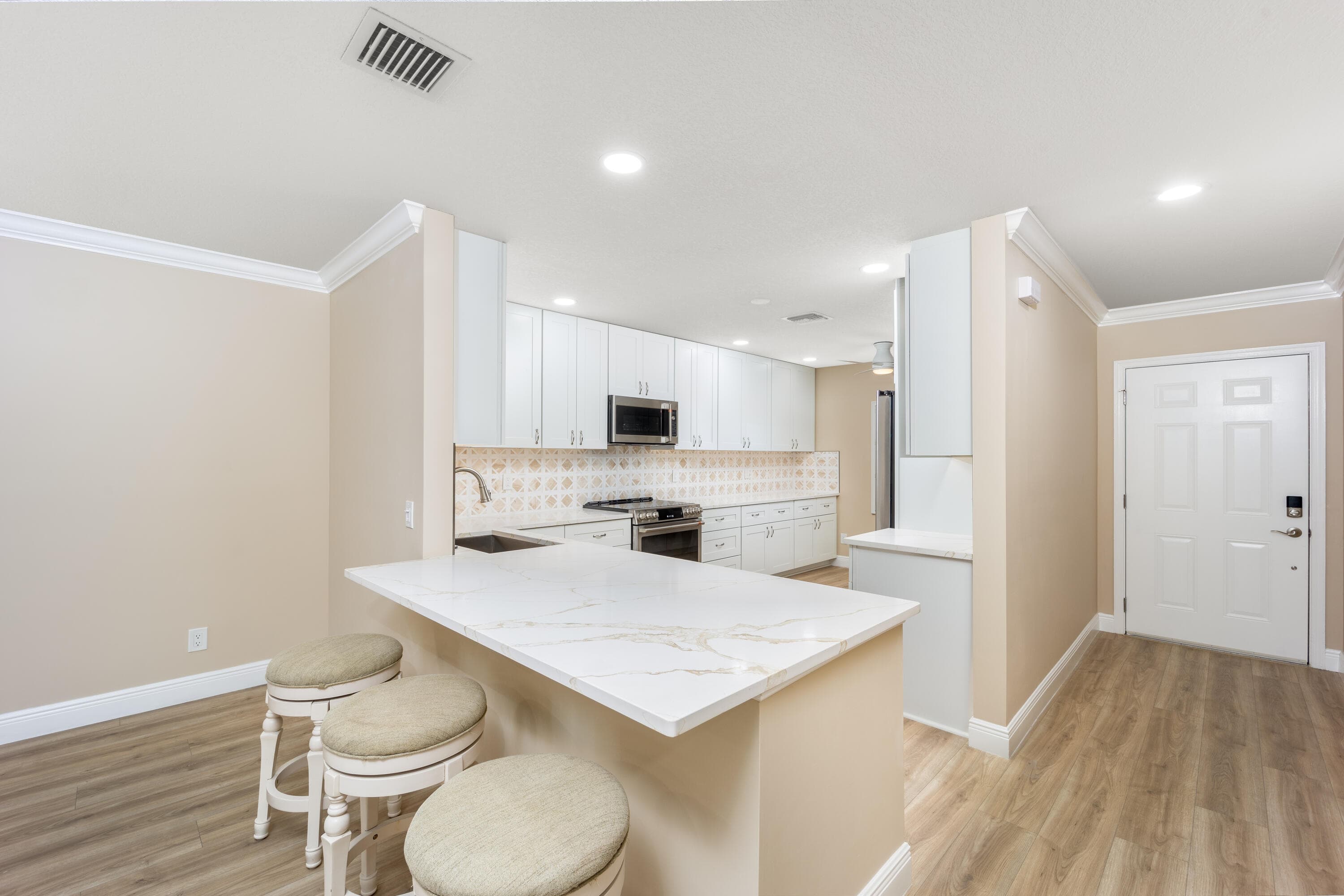 1600 SE Saint Lucie Boulevard 205, Stuart, FL 34996 — photo 11 of 48