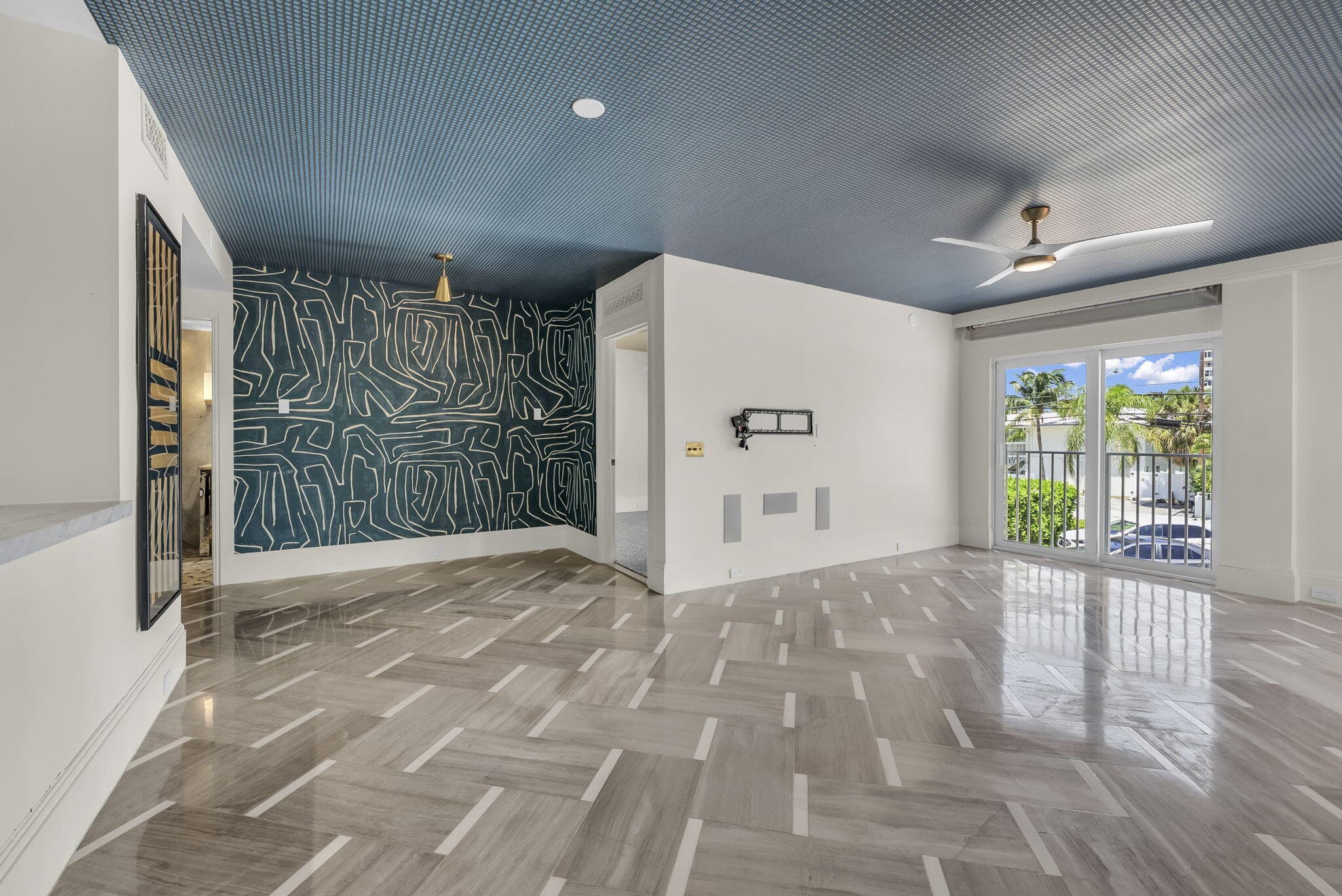 341 N Birch Road Unit 206, Fort Lauderdale, FL 33304 — photo 27 of 29