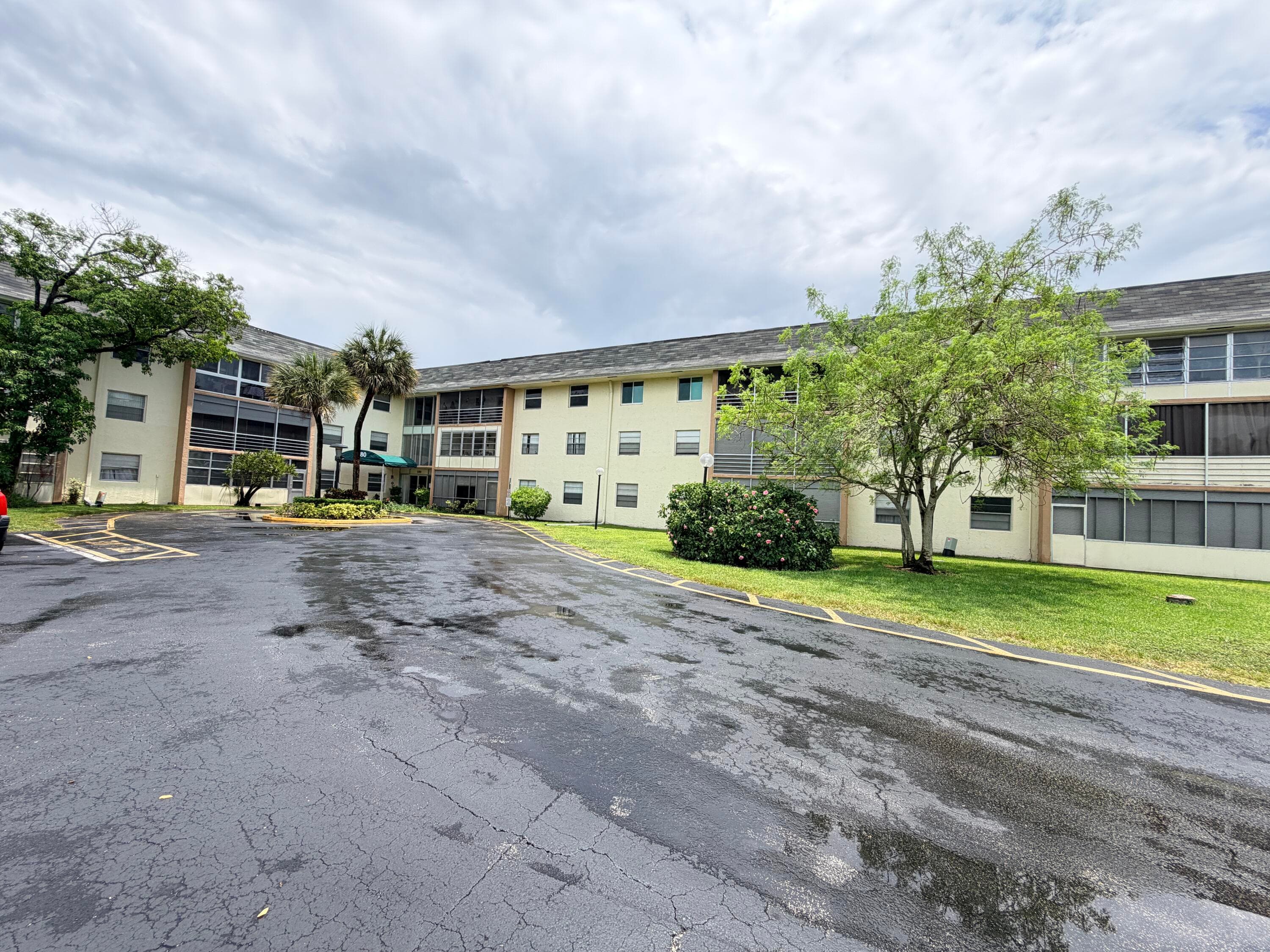 5180 E Sabal Palm Boulevard 228, Tamarac, FL 33319 — photo 3 of 28