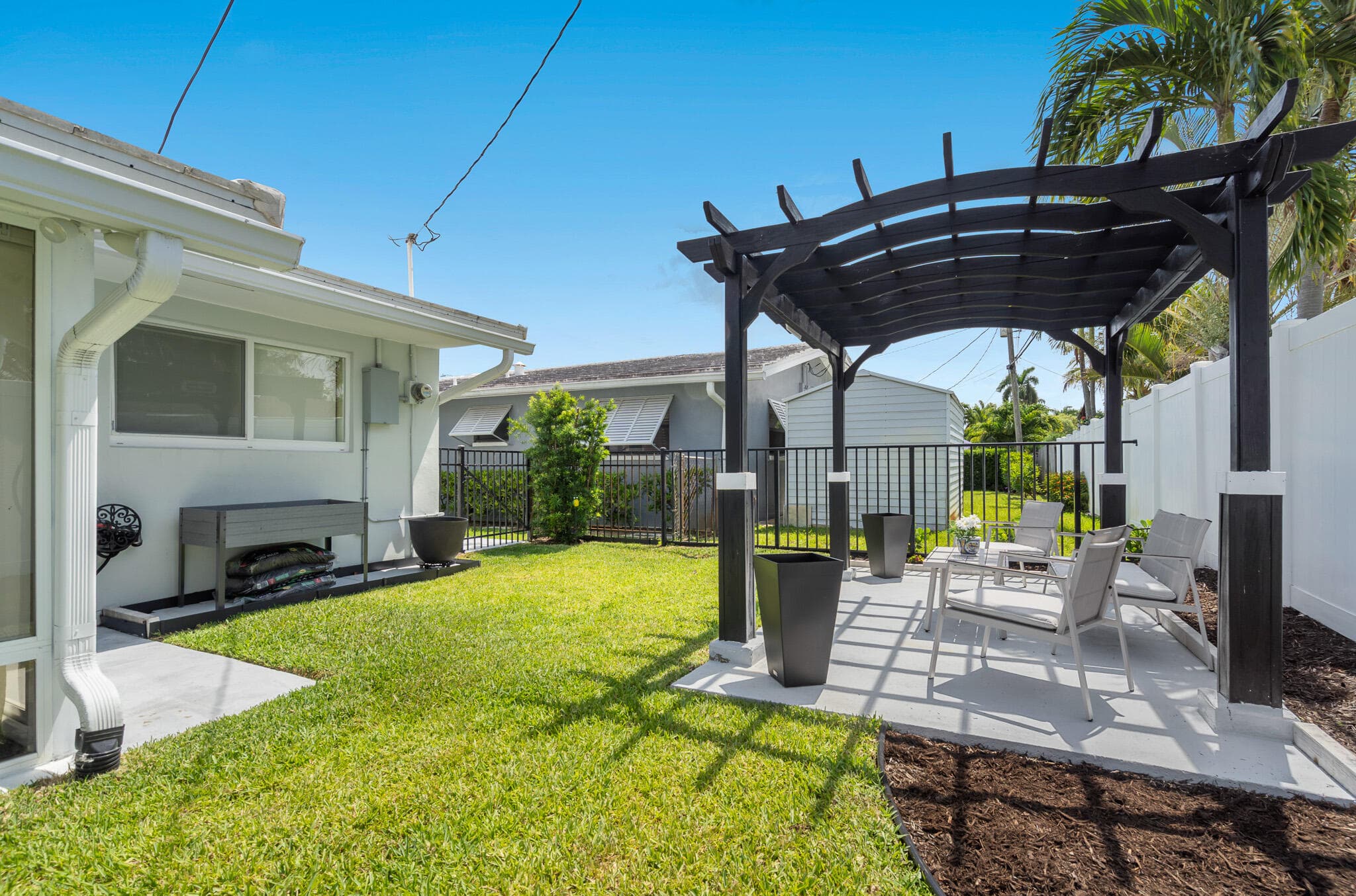 2110 NE 55th Street, Fort Lauderdale, FL 33308 — photo 7 of 49