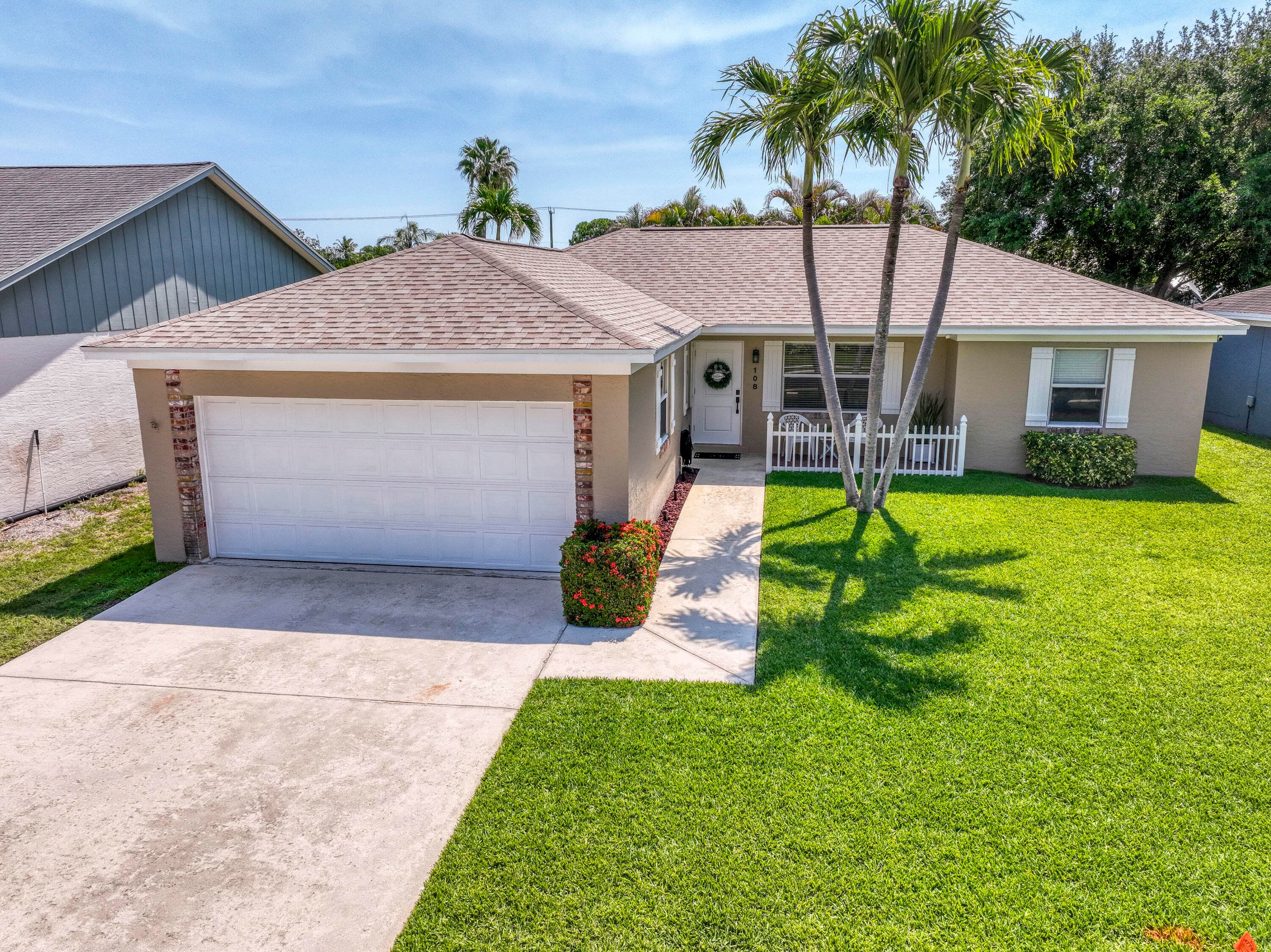 108 Wandering Trail, Jupiter, FL 33458 — photo 1 of 34