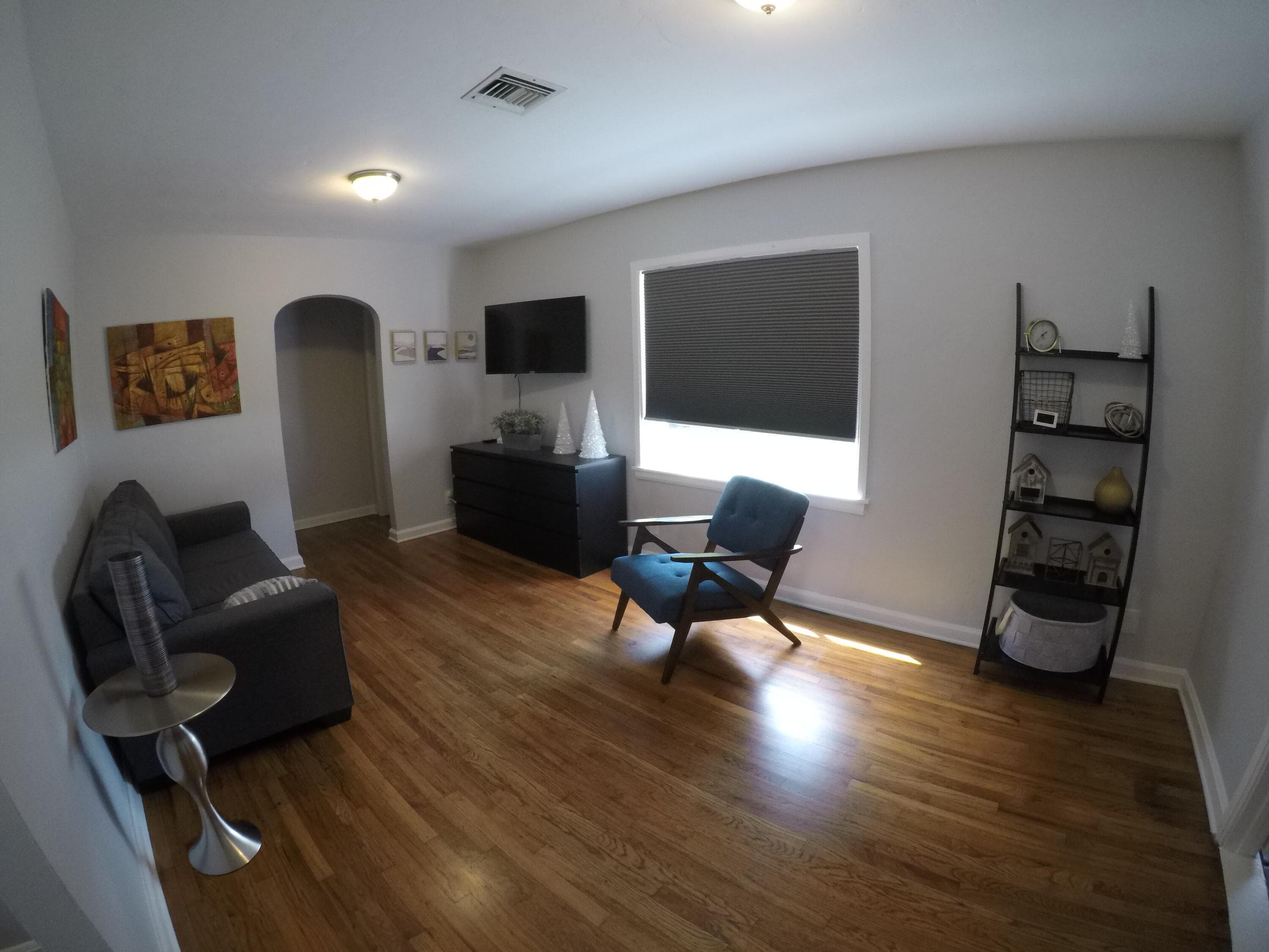 732 Highland Drive, West Palm Beach, FL 33405 — photo 3 of 15