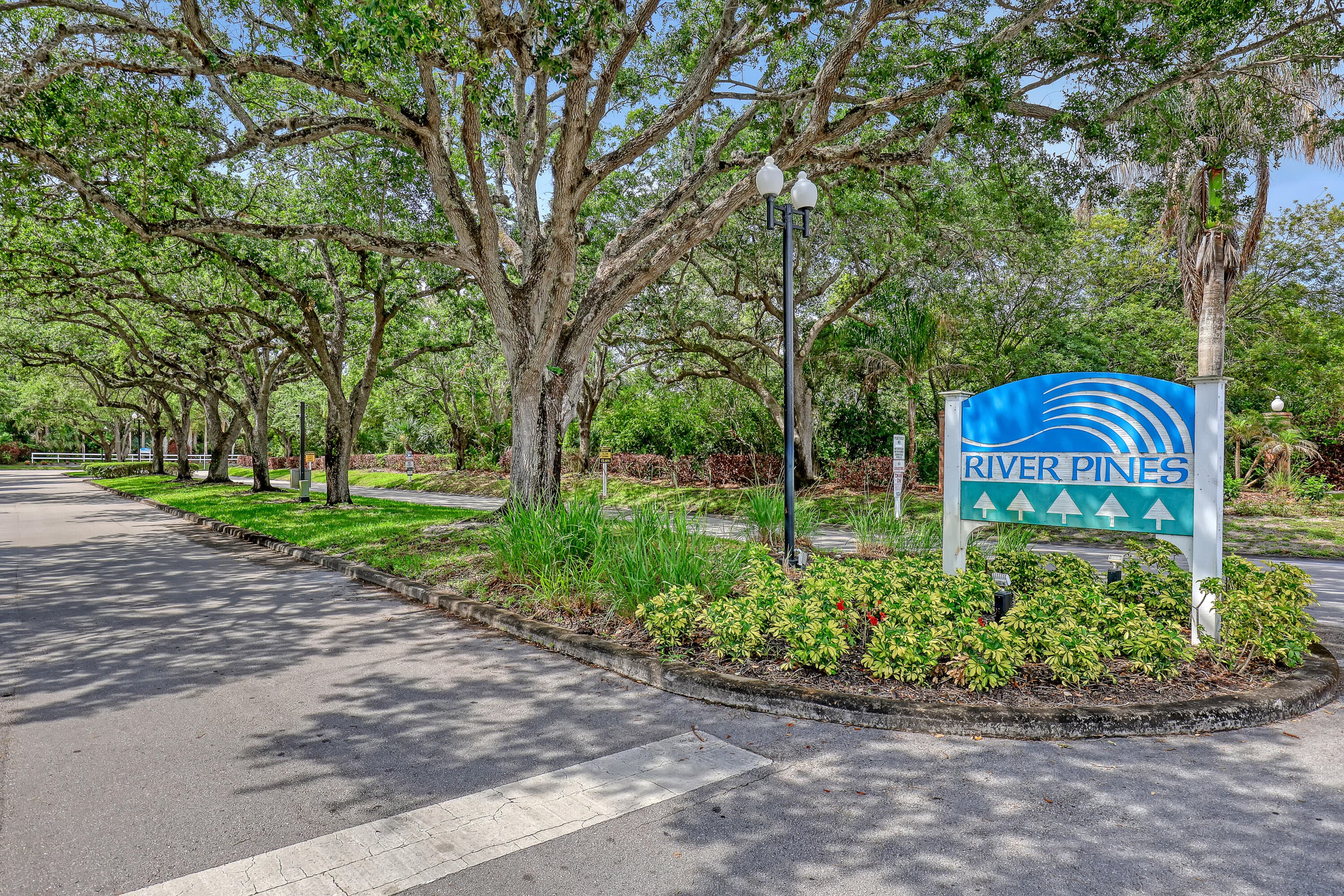 5808 SE Riverboat Drive 304, Stuart, FL 34997 — photo 32 of 36