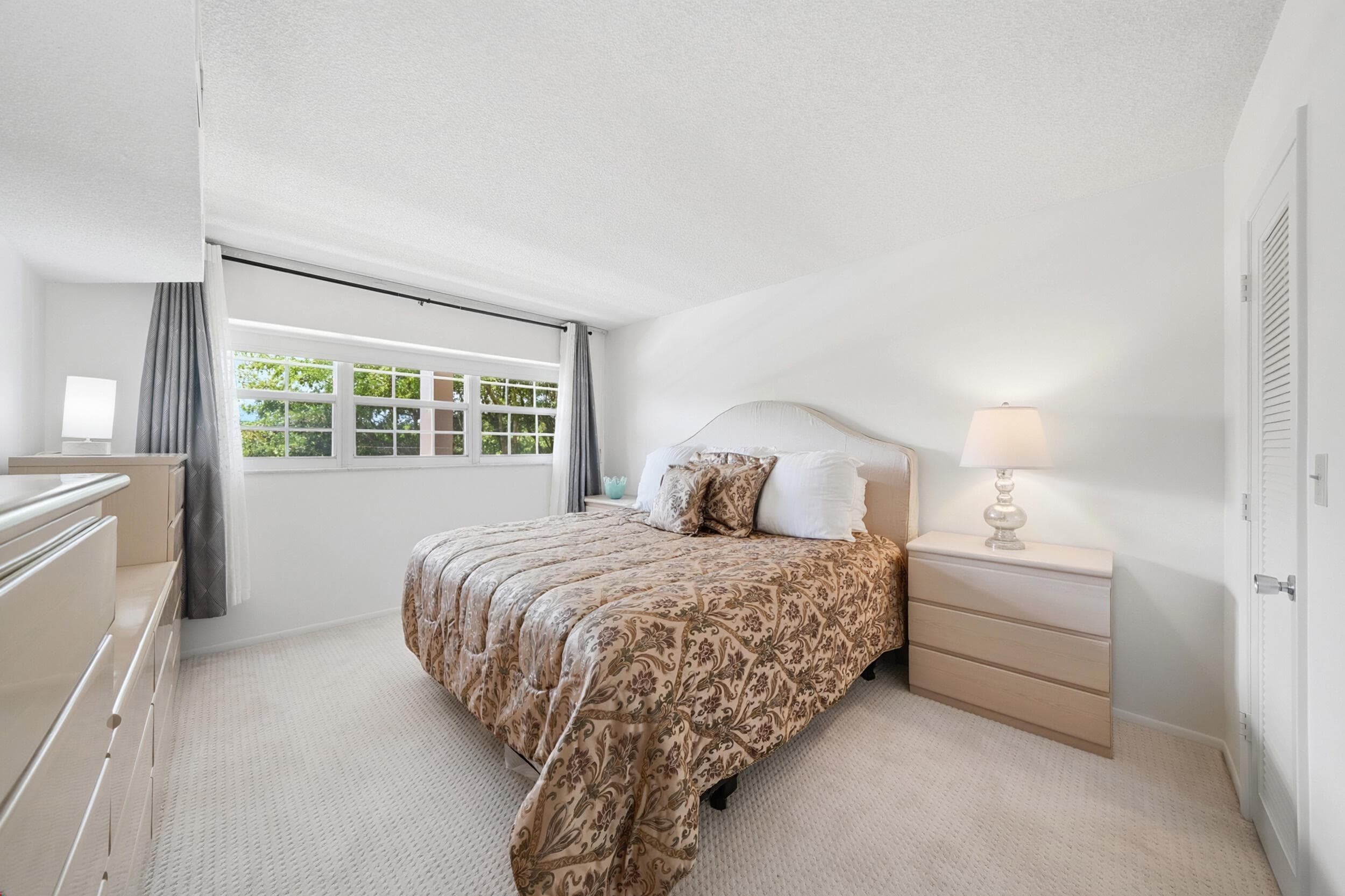 3800 Oaks Clubhouse Drive 410, Pompano Beach, FL 33069 — photo 18 of 24