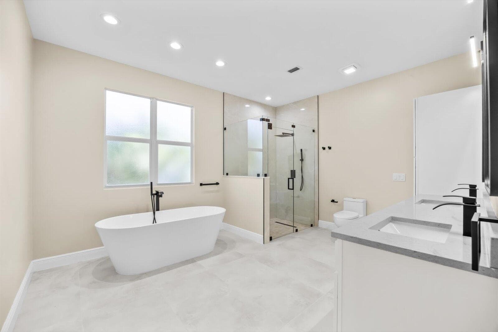 10206 Isle Of Pines Court, Port St. Lucie, FL 34986 — photo 19 of 46