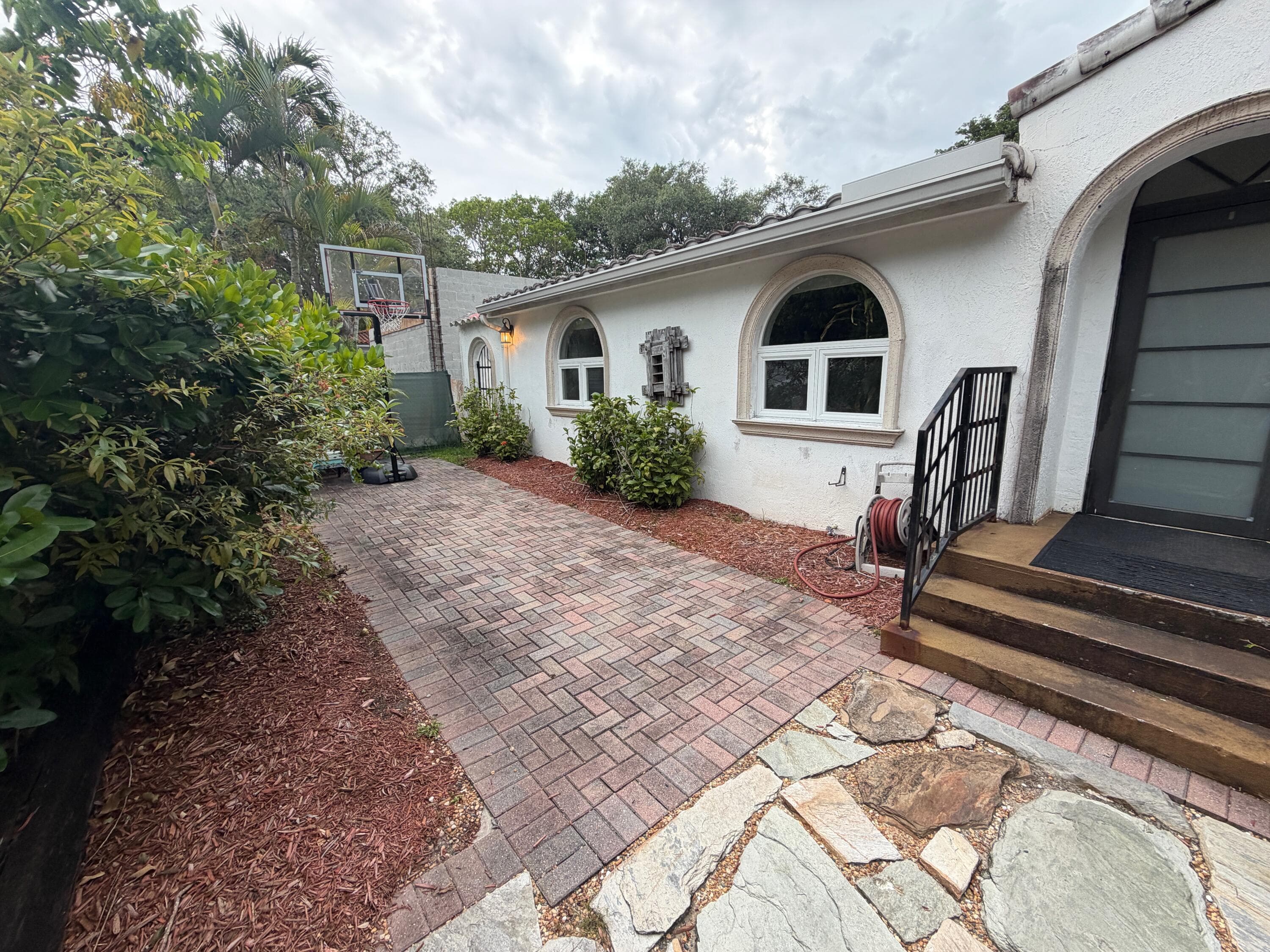 2319 Swanson Avenue, Miami, FL 33133 — photo 5 of 55