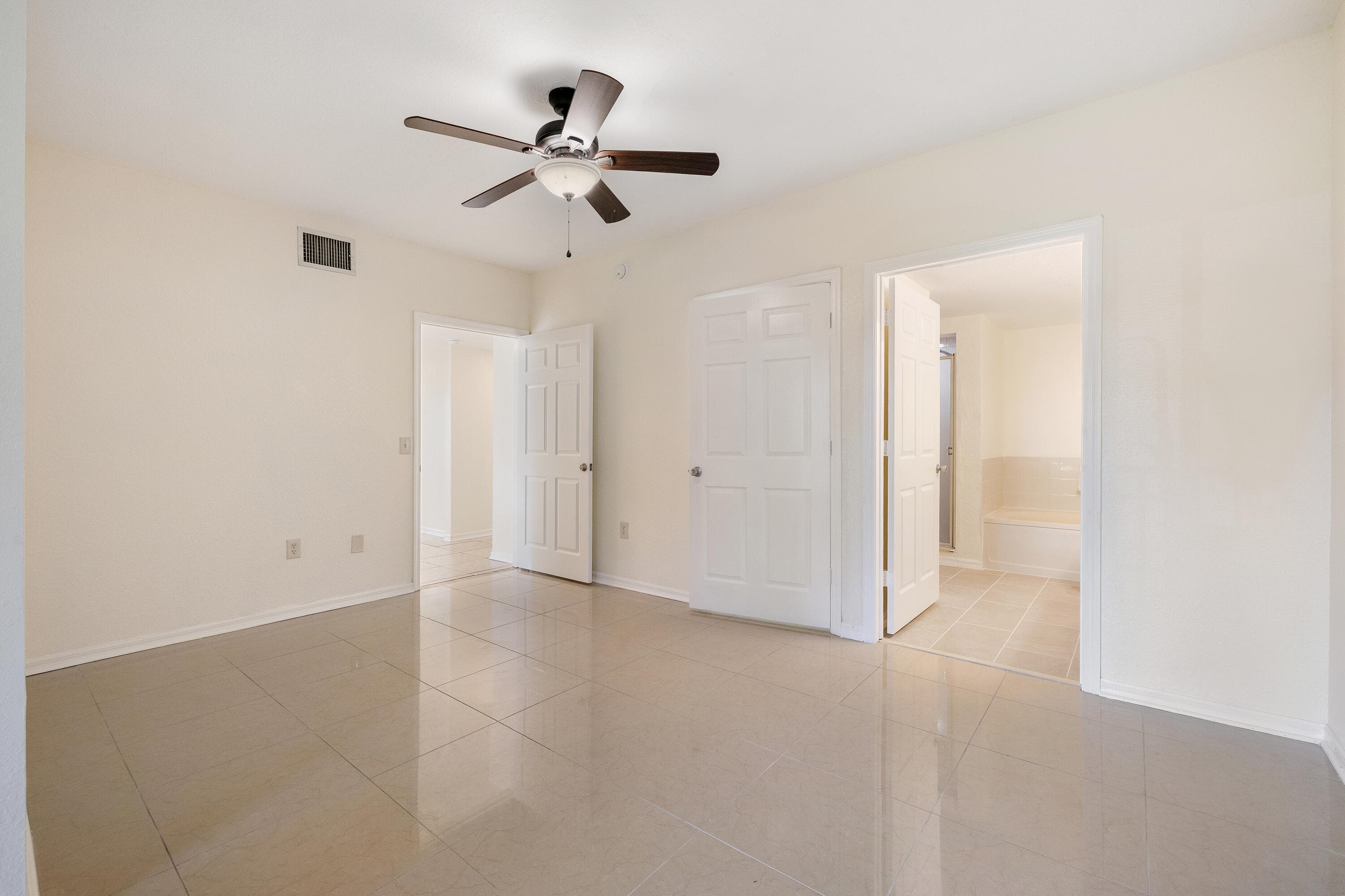 1307 Belmont Lane 1307, North Lauderdale, FL 33068 — photo 19 of 23