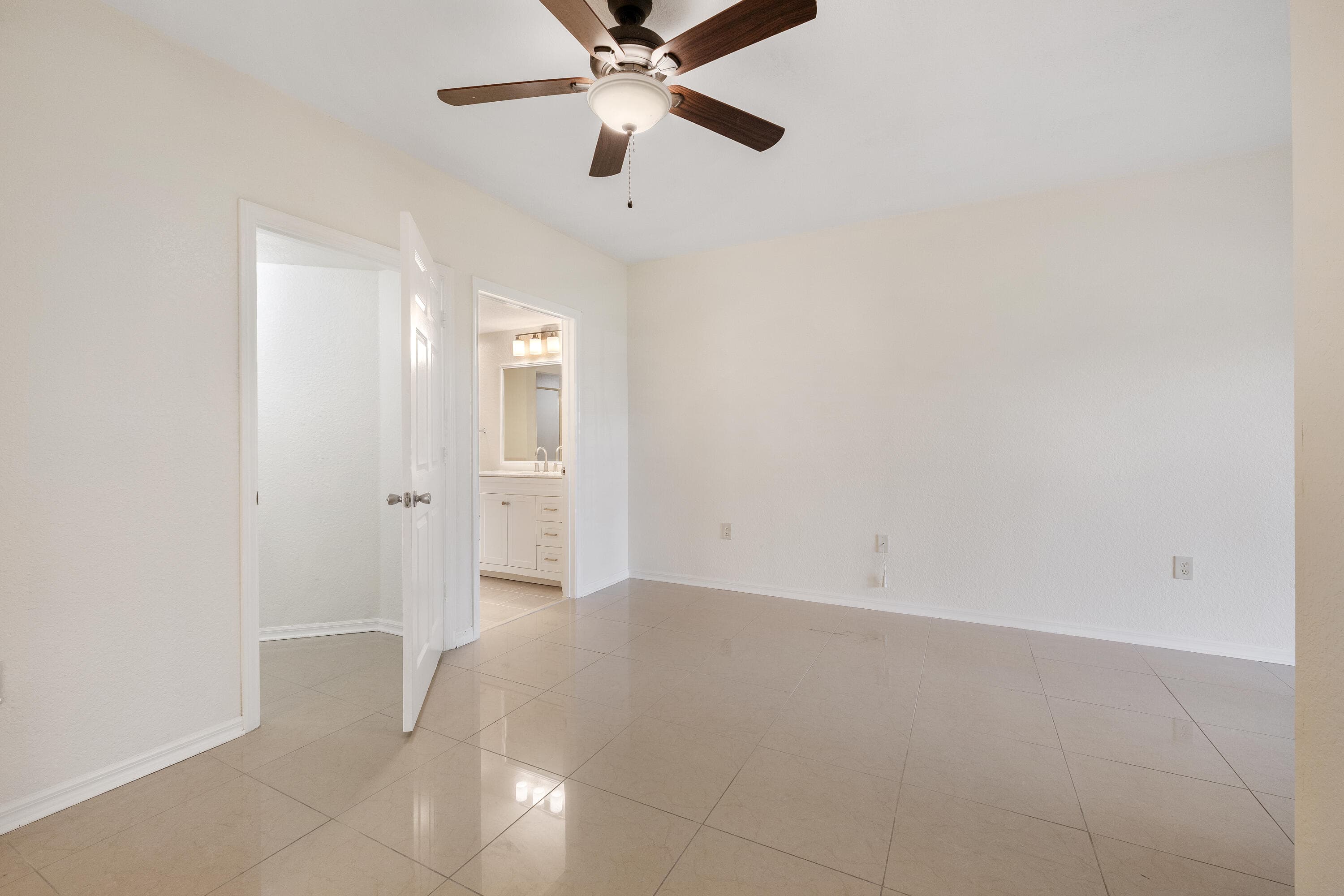 1307 Belmont Lane 1307, North Lauderdale, FL 33068 — photo 20 of 23