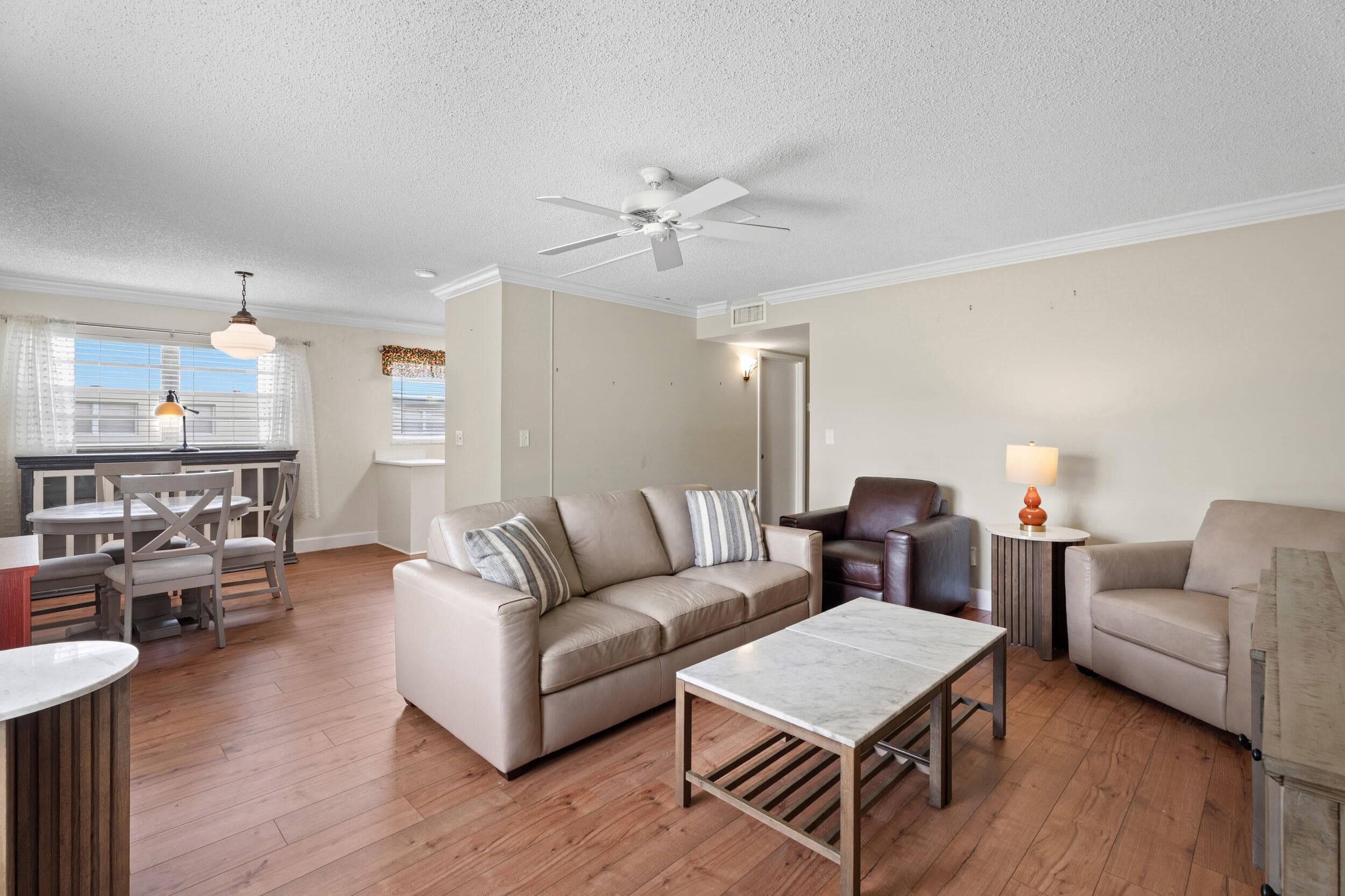33 Pine Arbor Lane 102, Vero Beach, FL 32962 — photo 3 of 33