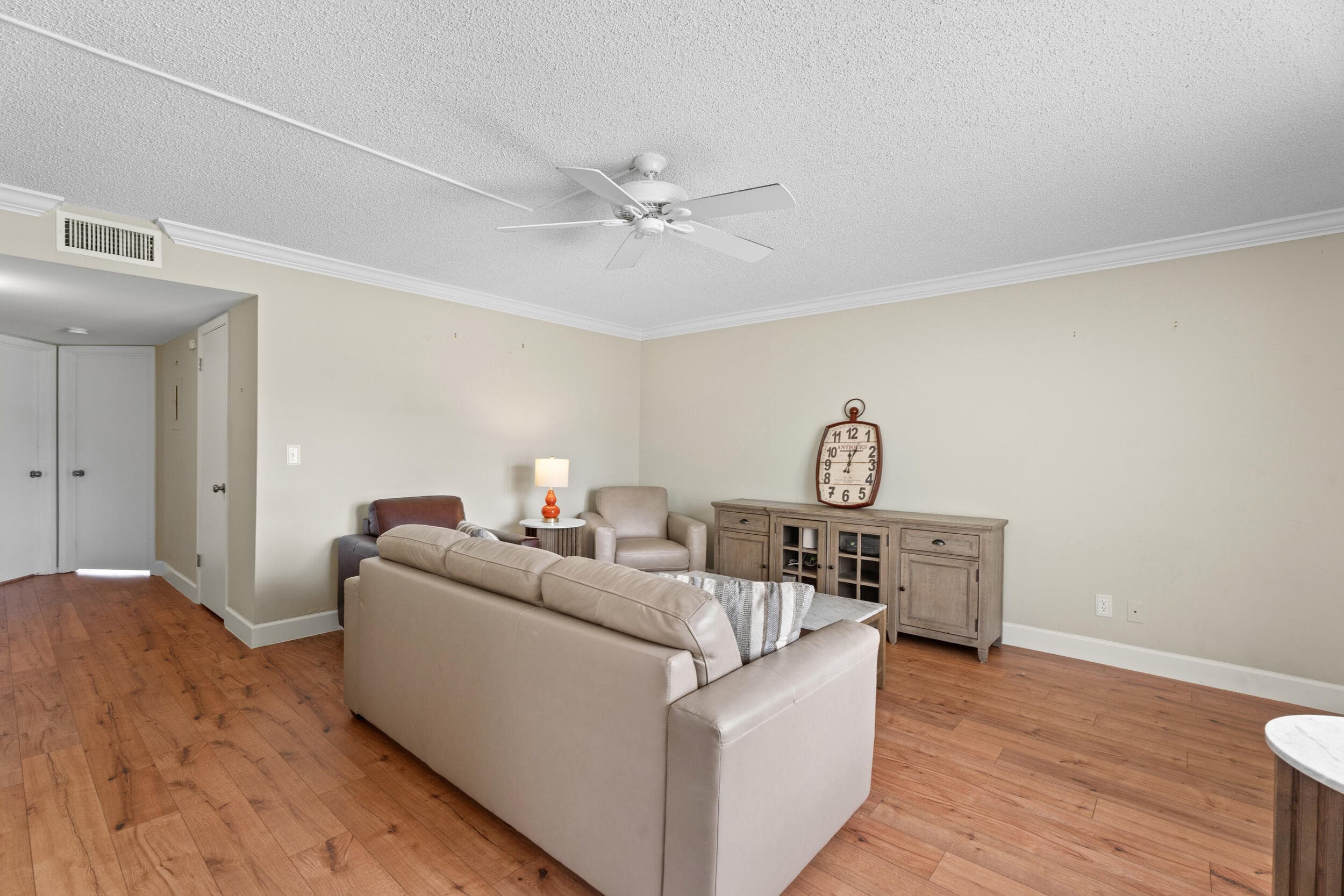 33 Pine Arbor Lane 102, Vero Beach, FL 32962 — photo 10 of 33