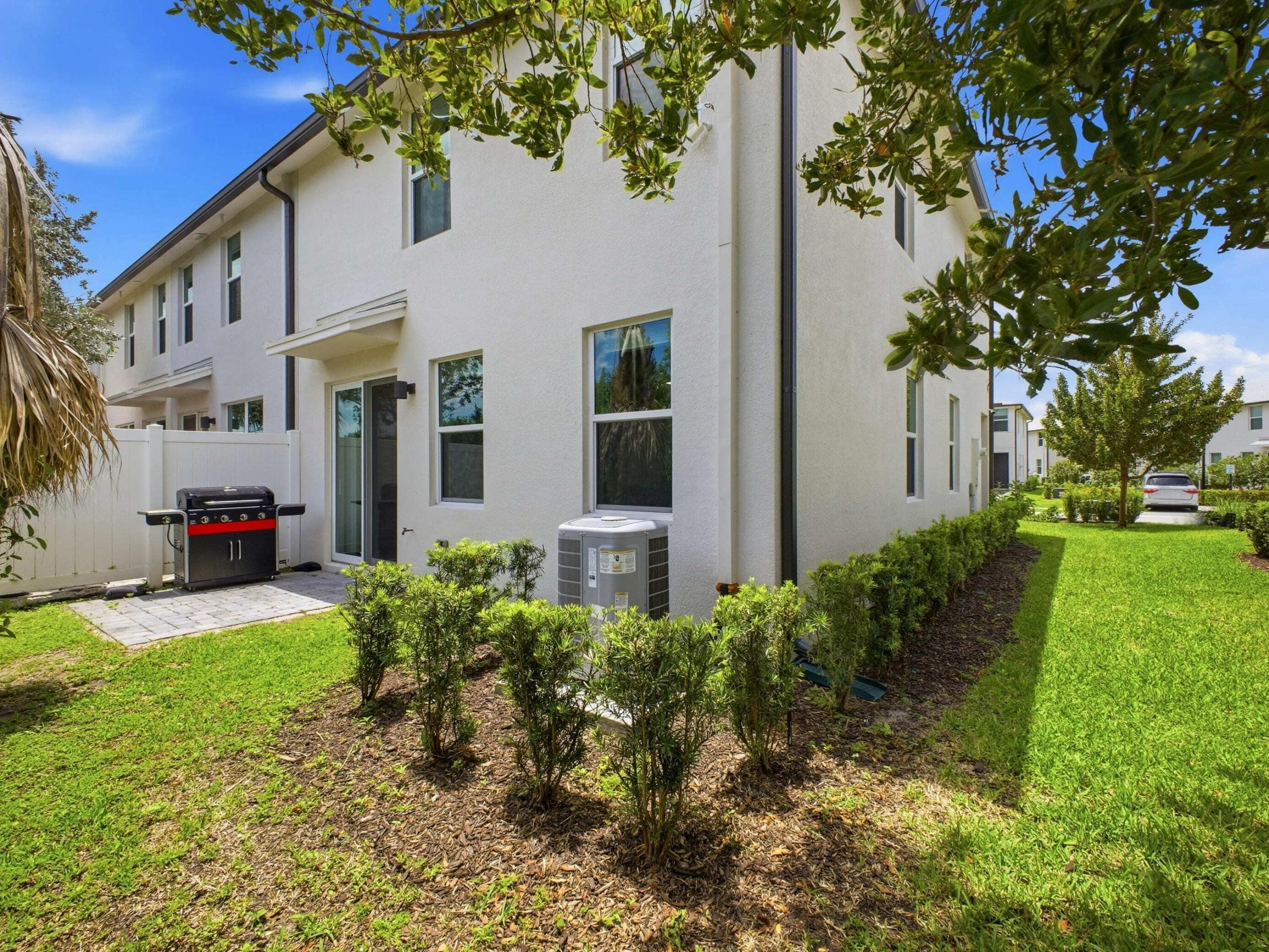 5720 Mentmore Drive, West Palm Beach, FL 33407 — photo 34 of 51