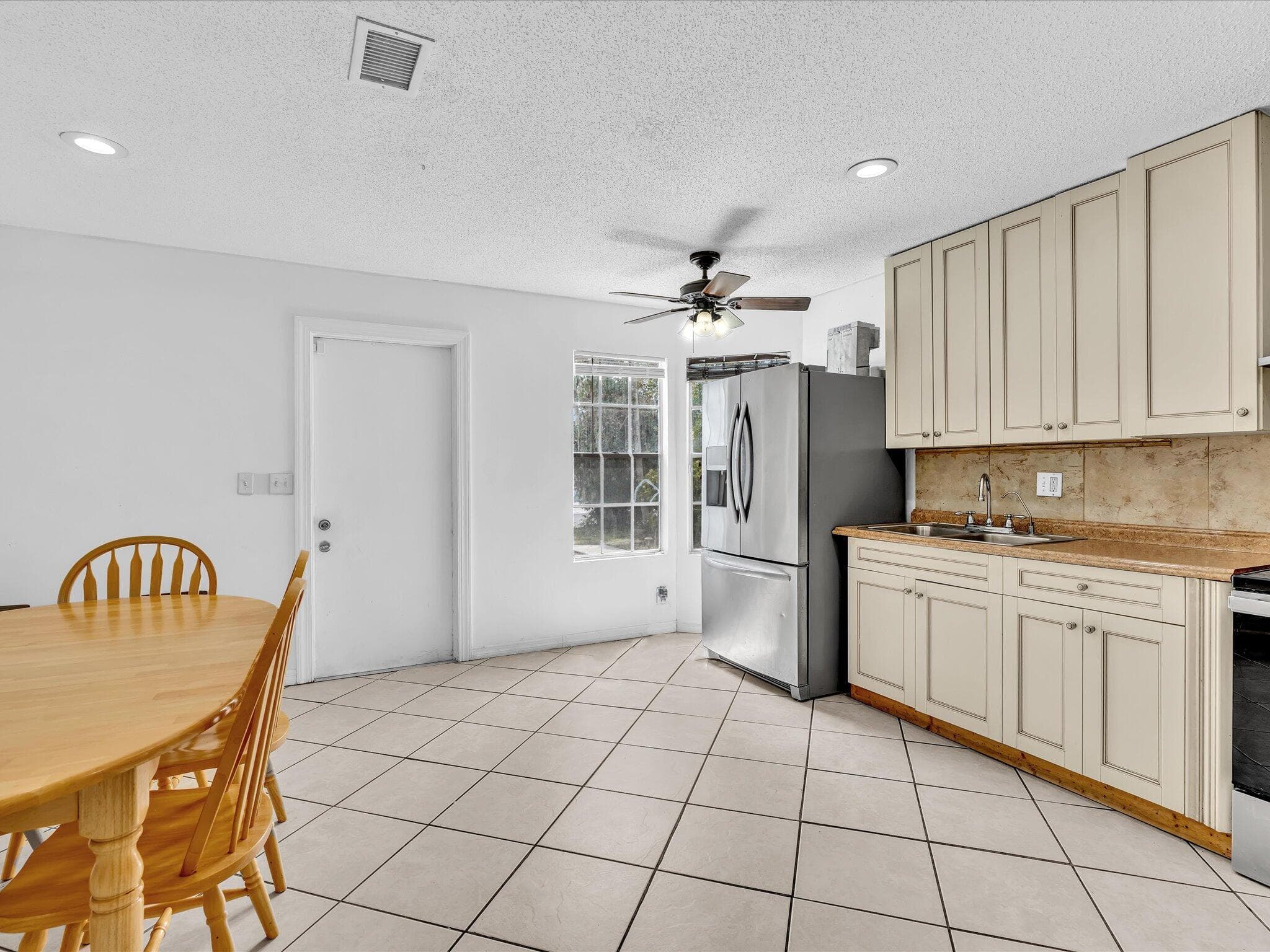 5610 Dewberry Way, West Palm Beach, FL 33415 — photo 17 of 47