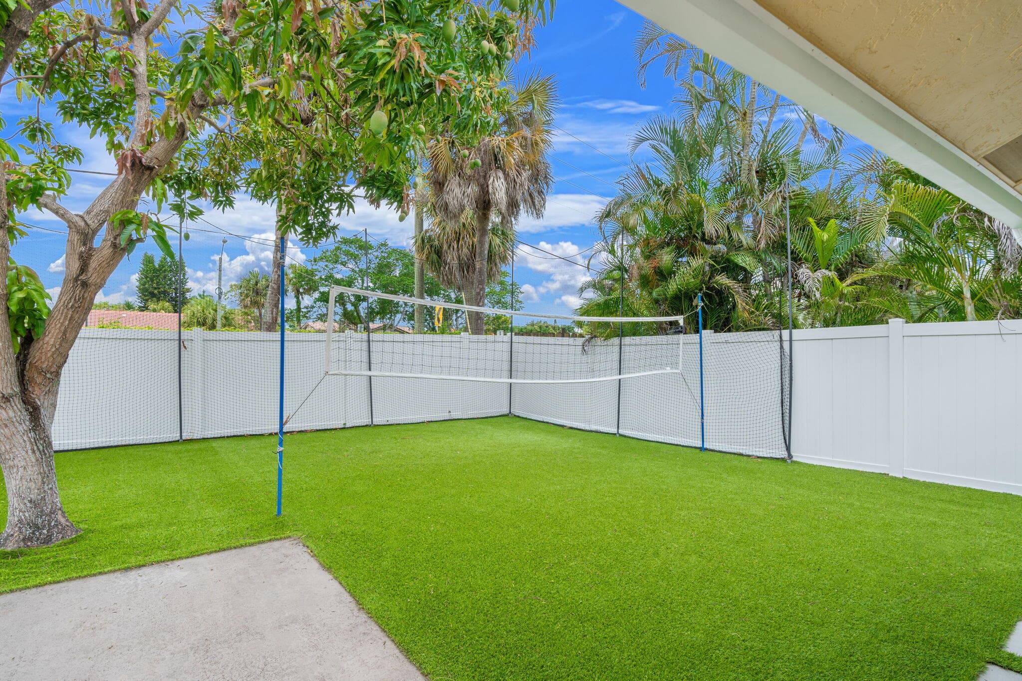 21111 Escondido Way, Boca Raton, FL 33433 — photo 27 of 47