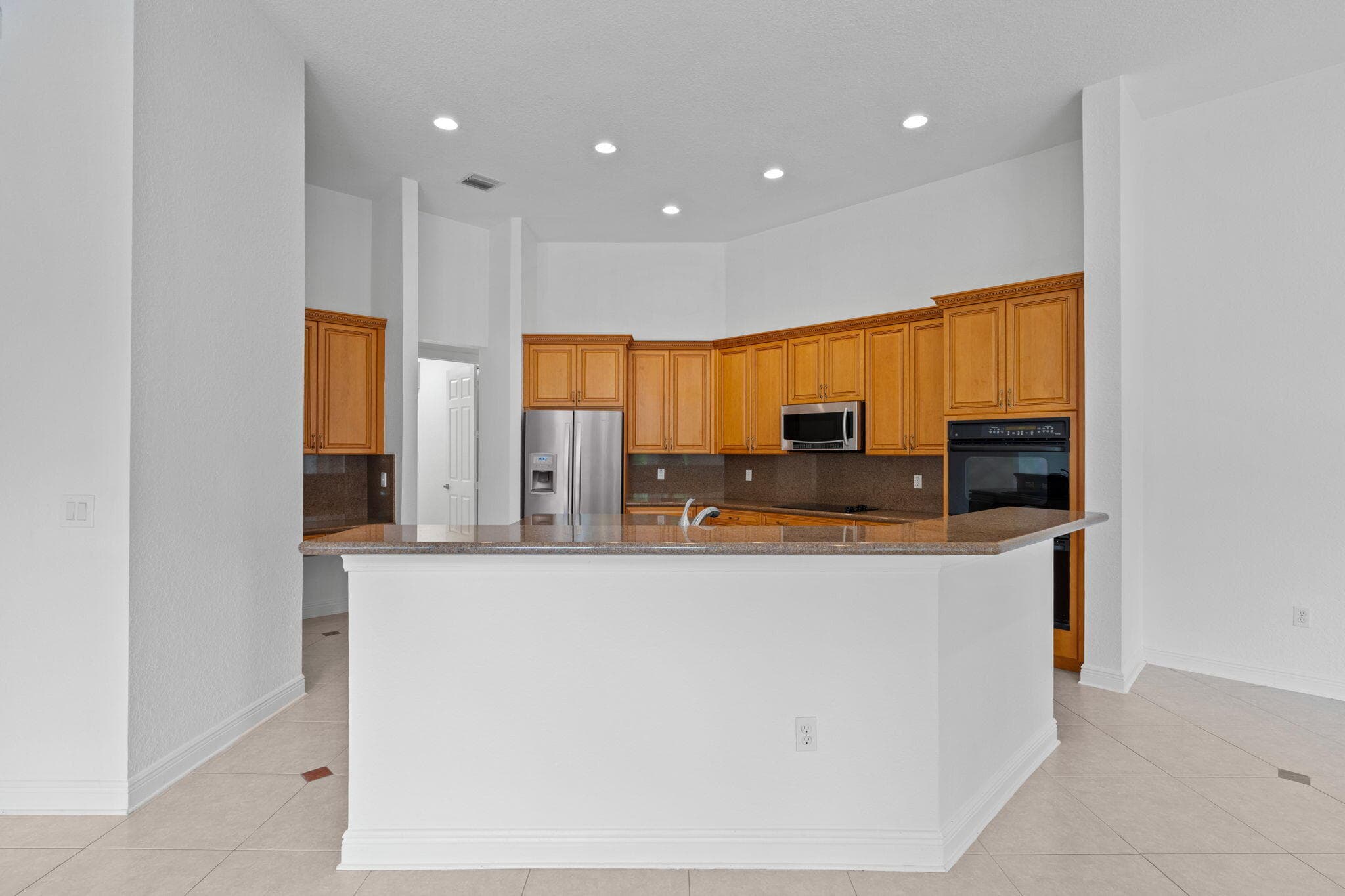 10251 N Lake Vista Circle, Davie, FL 33328 — photo 27 of 63