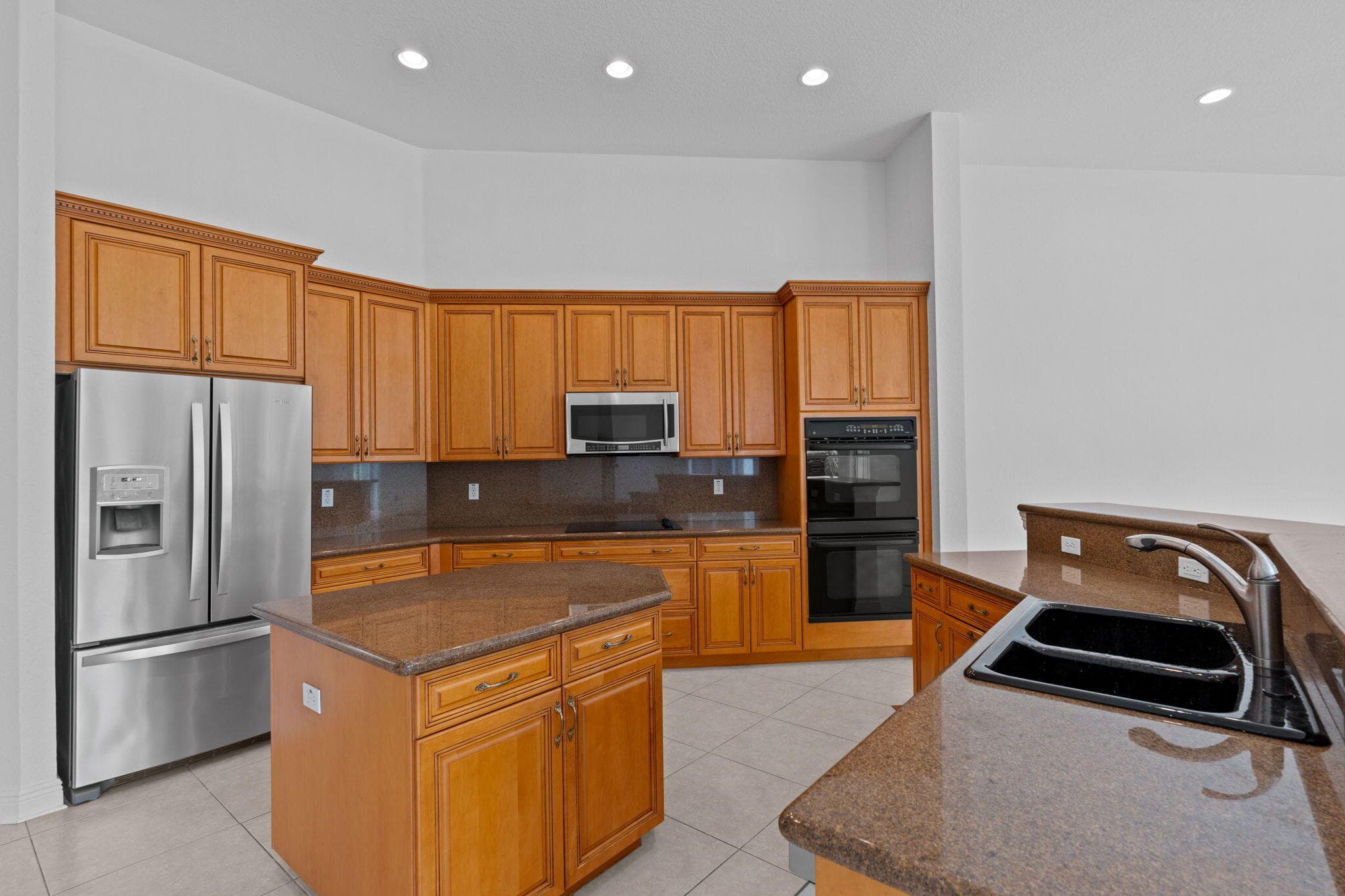 10251 N Lake Vista Circle, Davie, FL 33328 — photo 28 of 63