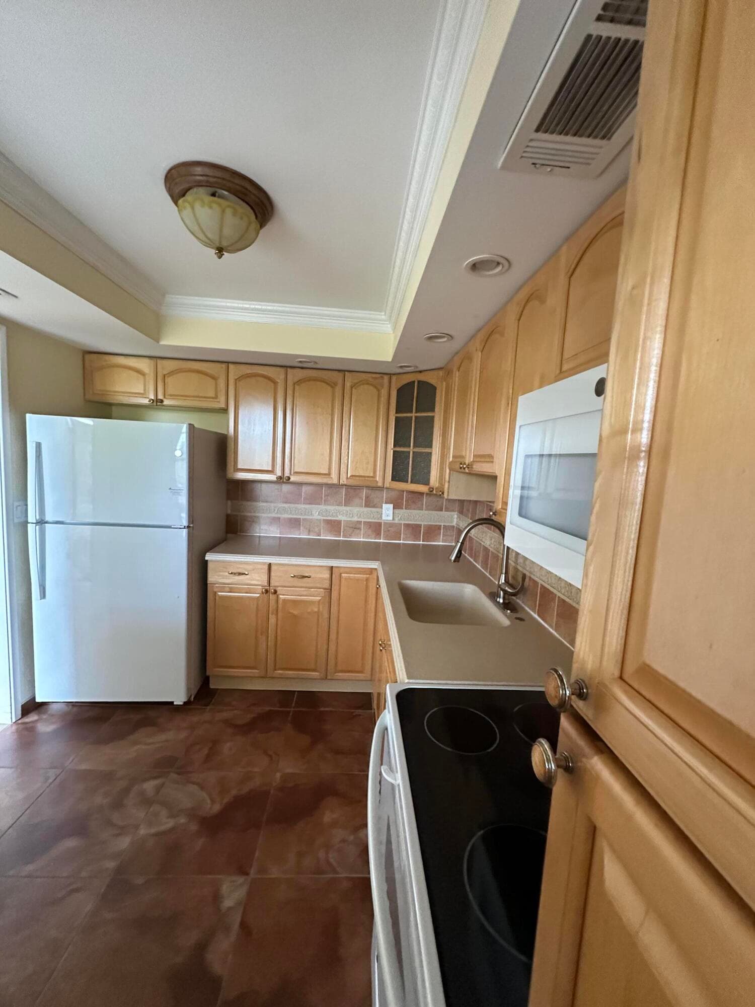 2900 Palm Aire Dr 406, Pompano Beach, FL 33069 — photo 12 of 30