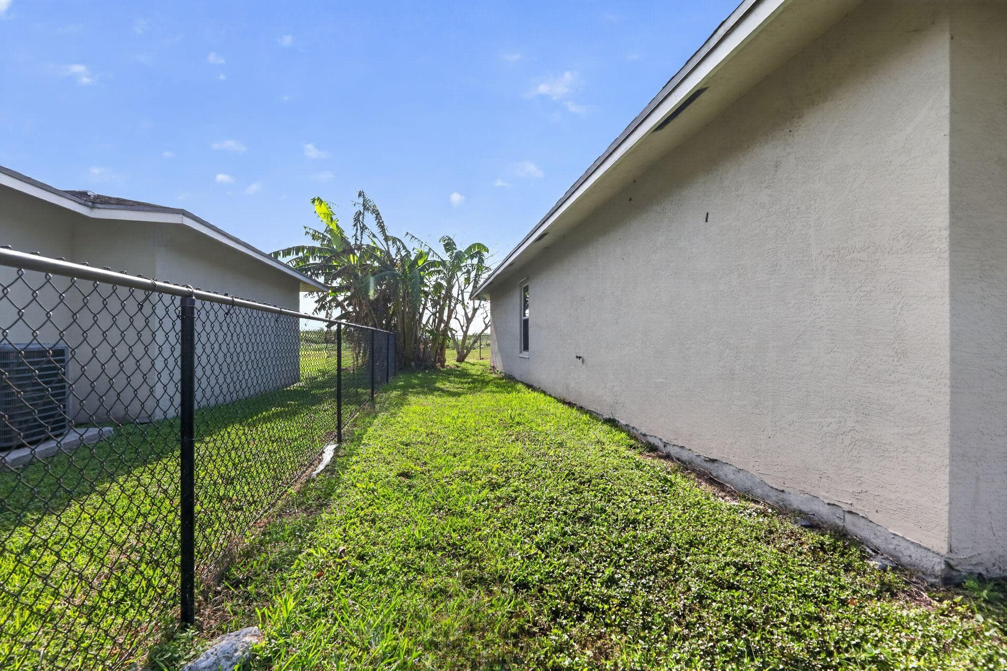 138 Dabou Loop, Belle Glade, FL 33430 — photo 27 of 29