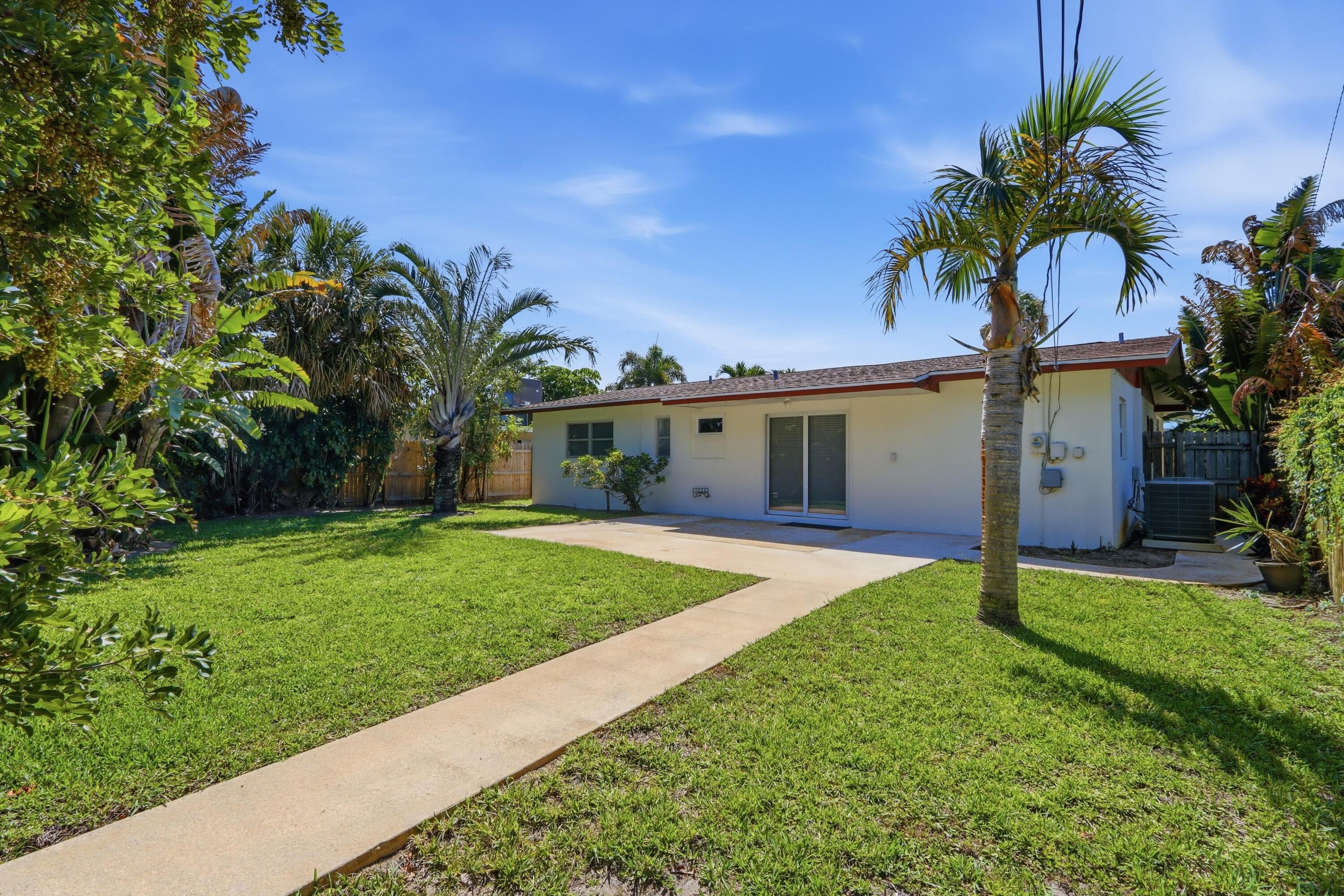 365 Garden Boulevard, Palm Beach Gardens, FL 33410 — photo 23 of 25