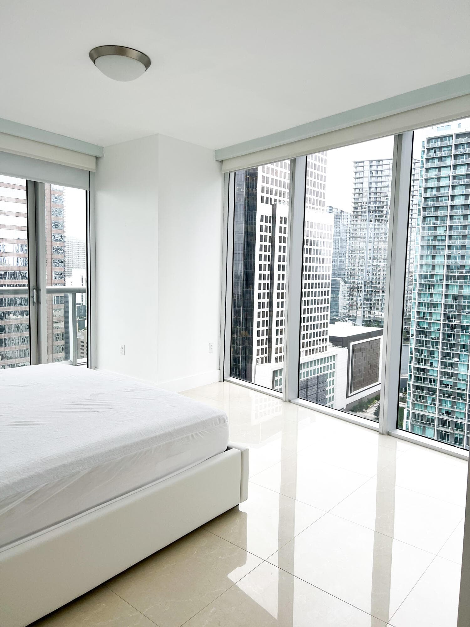 495 Brickell Avenue 2611, Miami, FL 33131 — photo 11 of 20