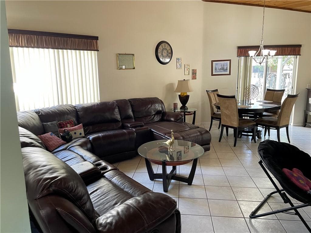 1231 SW 112th Avenue, Pembroke Pines, FL 33025 — photo 14 of 18