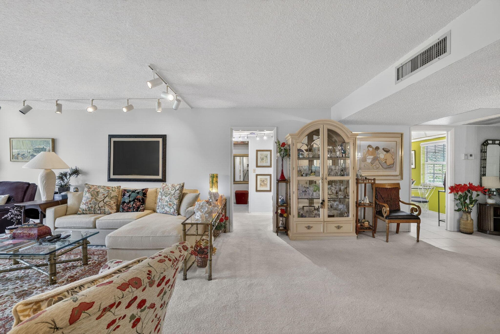 3900 Oaks Clubhouse Drive 410, Pompano Beach, FL 33069 — photo 18 of 43