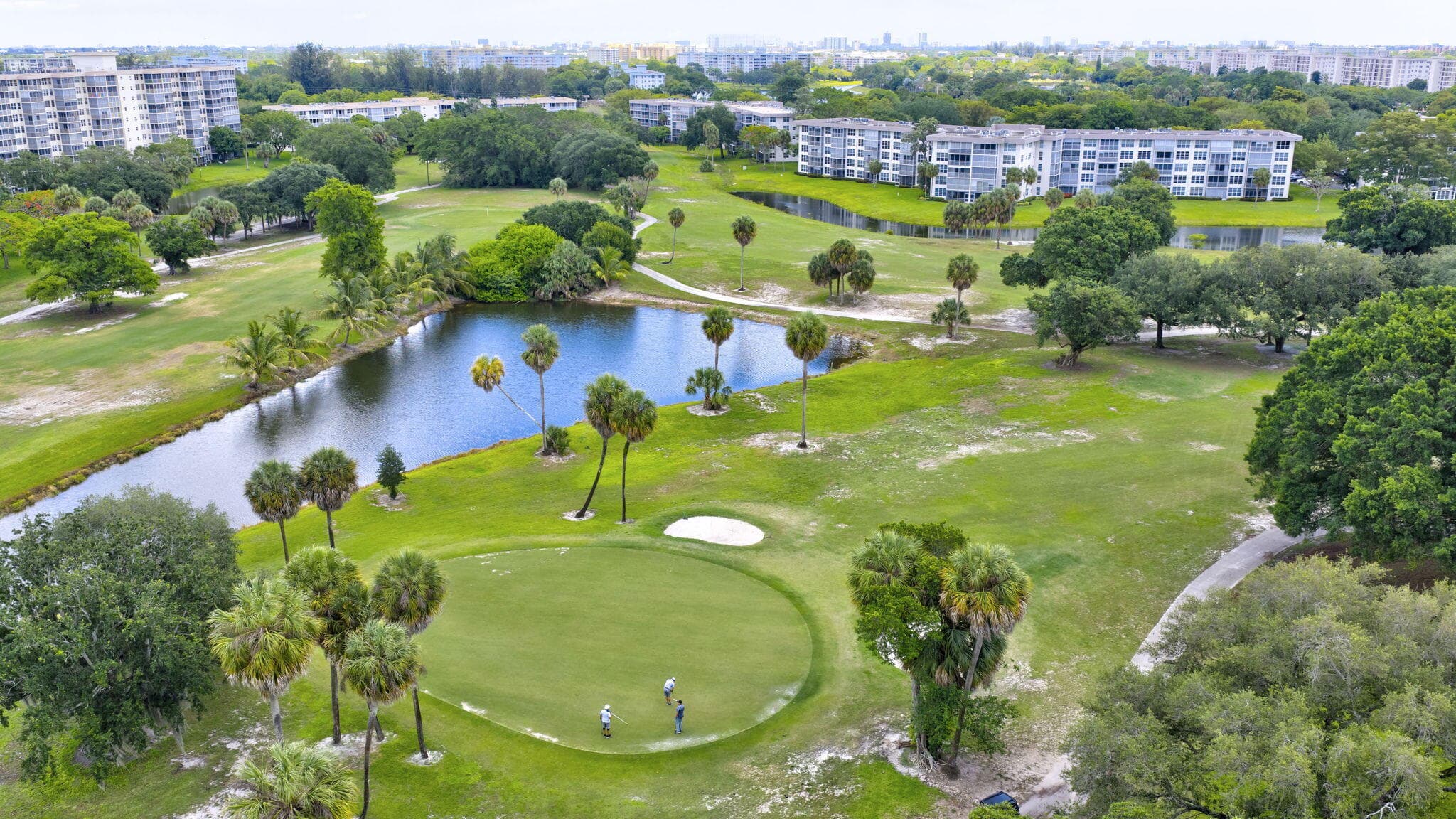 3900 Oaks Clubhouse Drive 410, Pompano Beach, FL 33069 — photo 40 of 43
