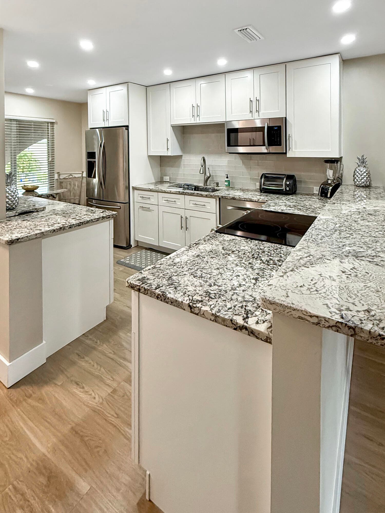 13916 Via Flora F, Delray Beach, FL 33484 — photo 1 of 9