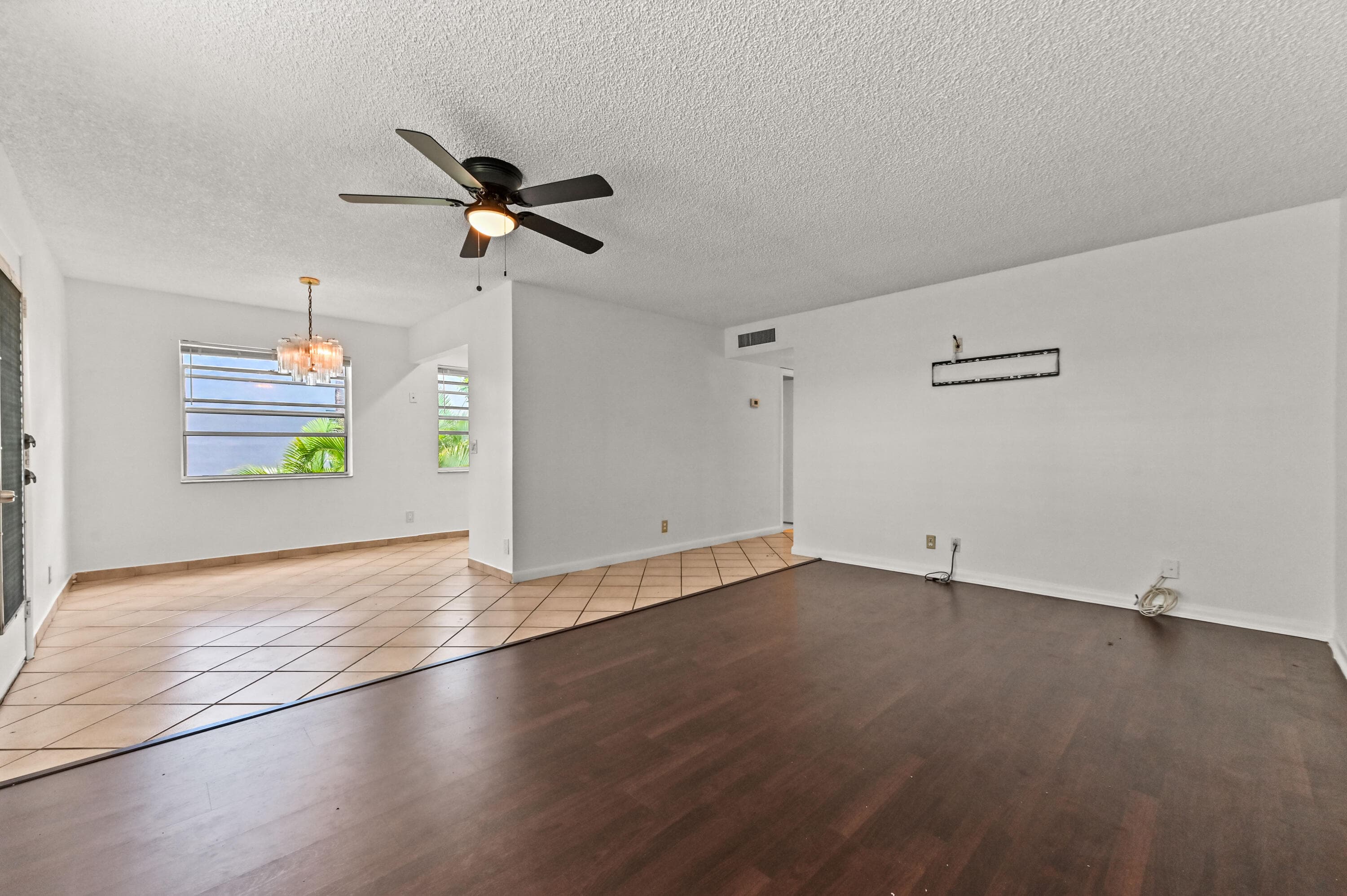 908 Normandy S, Delray Beach, FL 33484 — photo 7 of 40