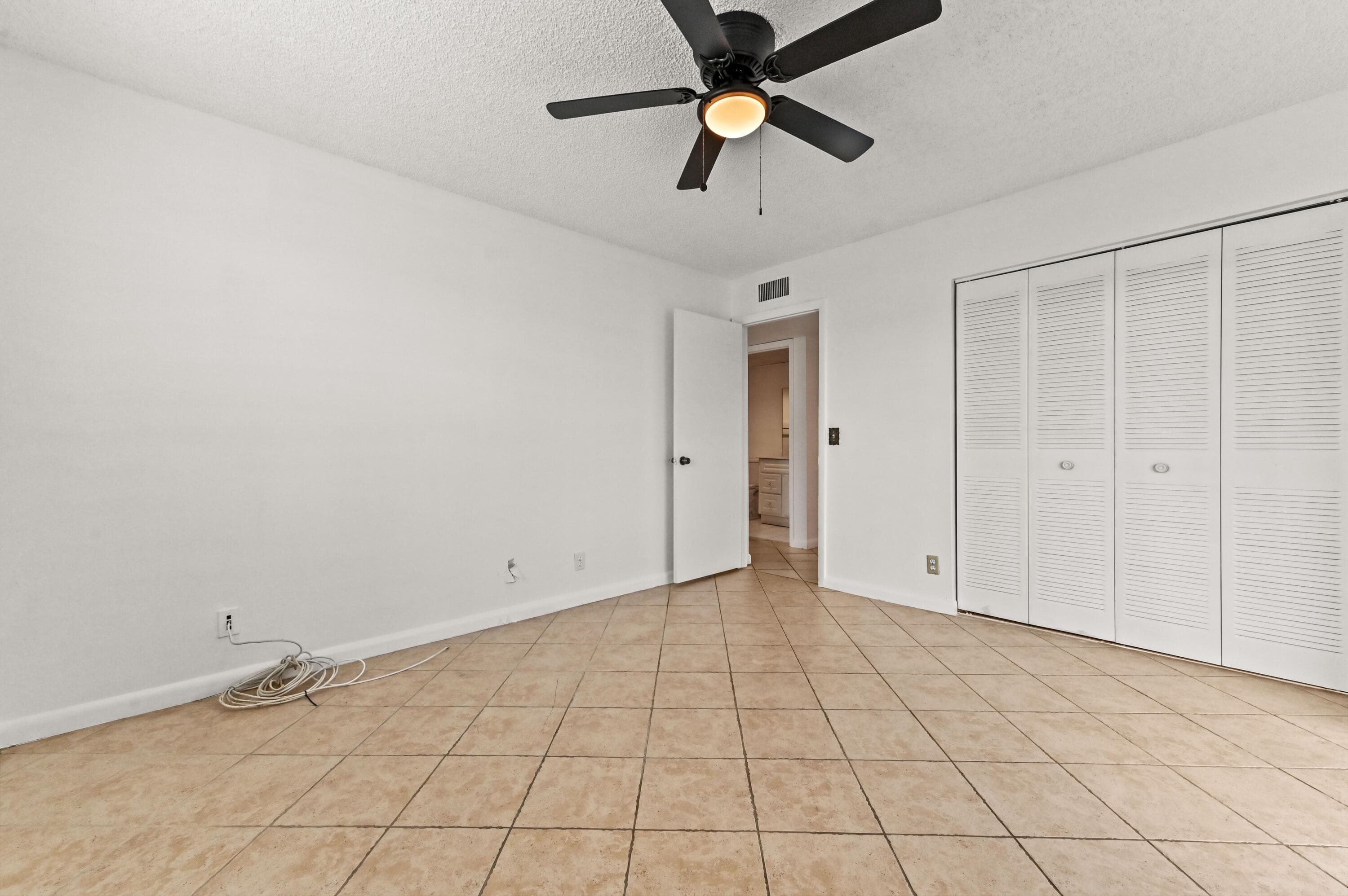 908 Normandy S, Delray Beach, FL 33484 — photo 21 of 40