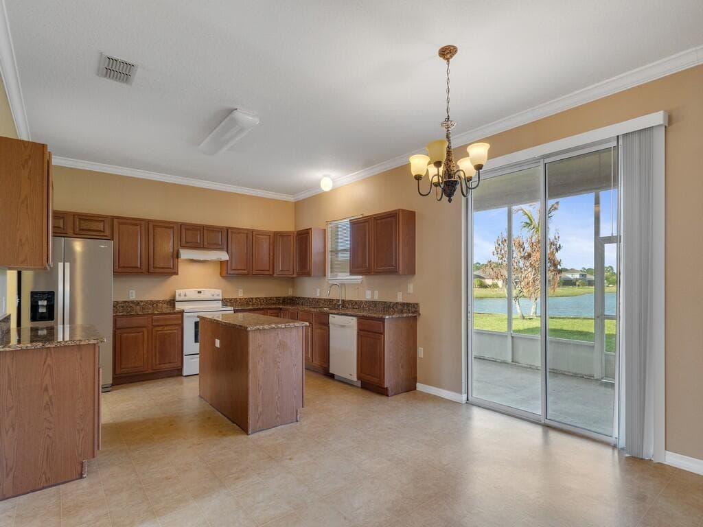4730 Ashley Lake Circle, Vero Beach, FL 32967 — photo 12 of 46