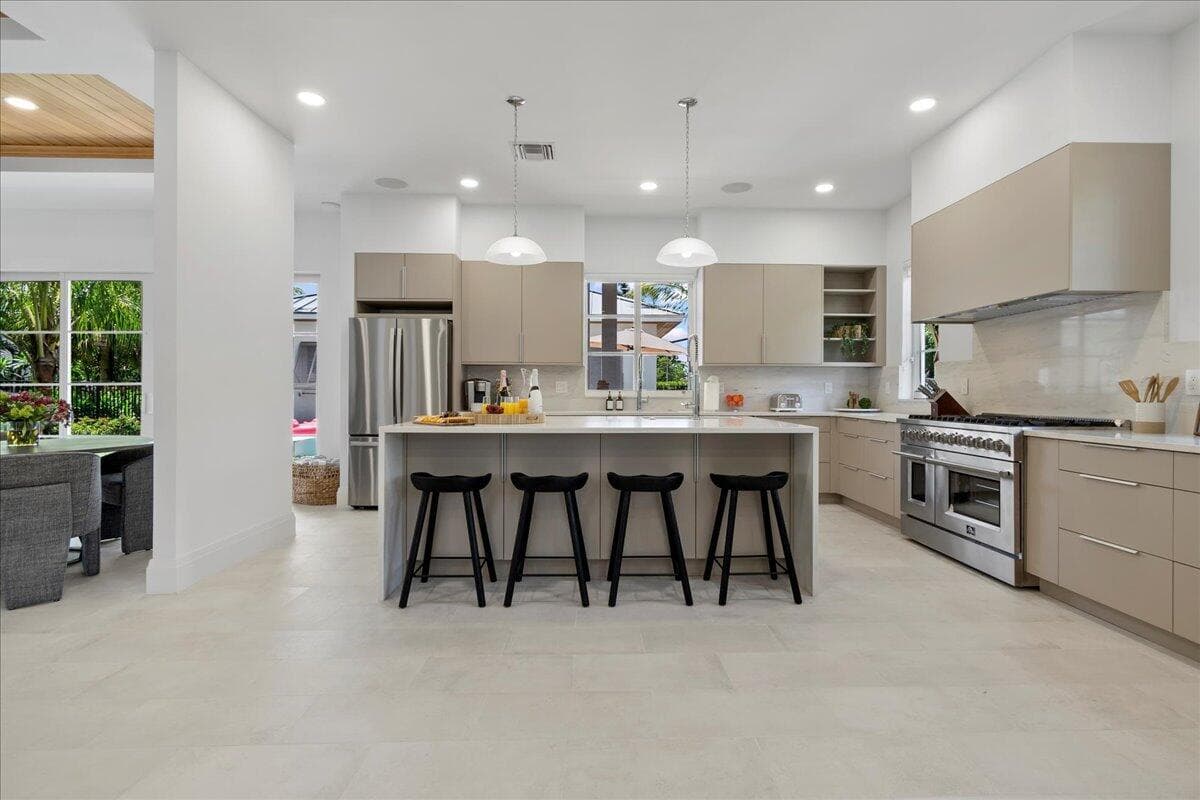 173 Wellesley Drive, Lake Worth Beach, FL 33460 — photo 12 of 37