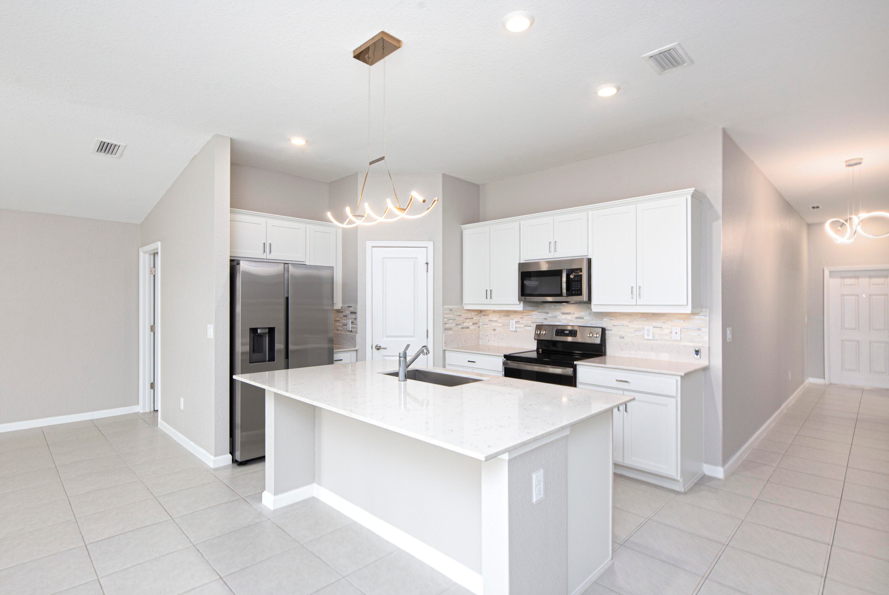 988 Bent Creek Drive, Fort Pierce, FL 34947 — photo 9 of 48