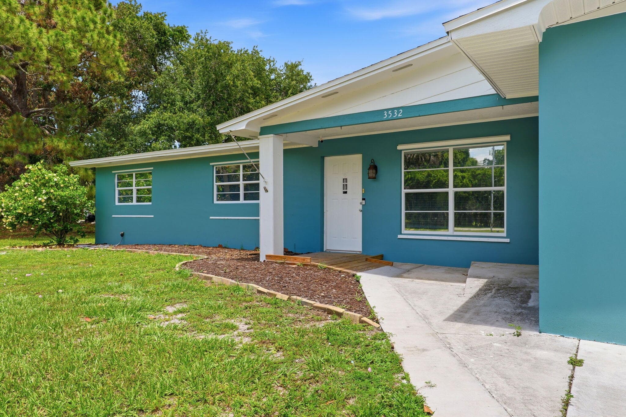 3532 Sunrise Boulevard, Fort Pierce, FL 34982 — photo 2 of 30