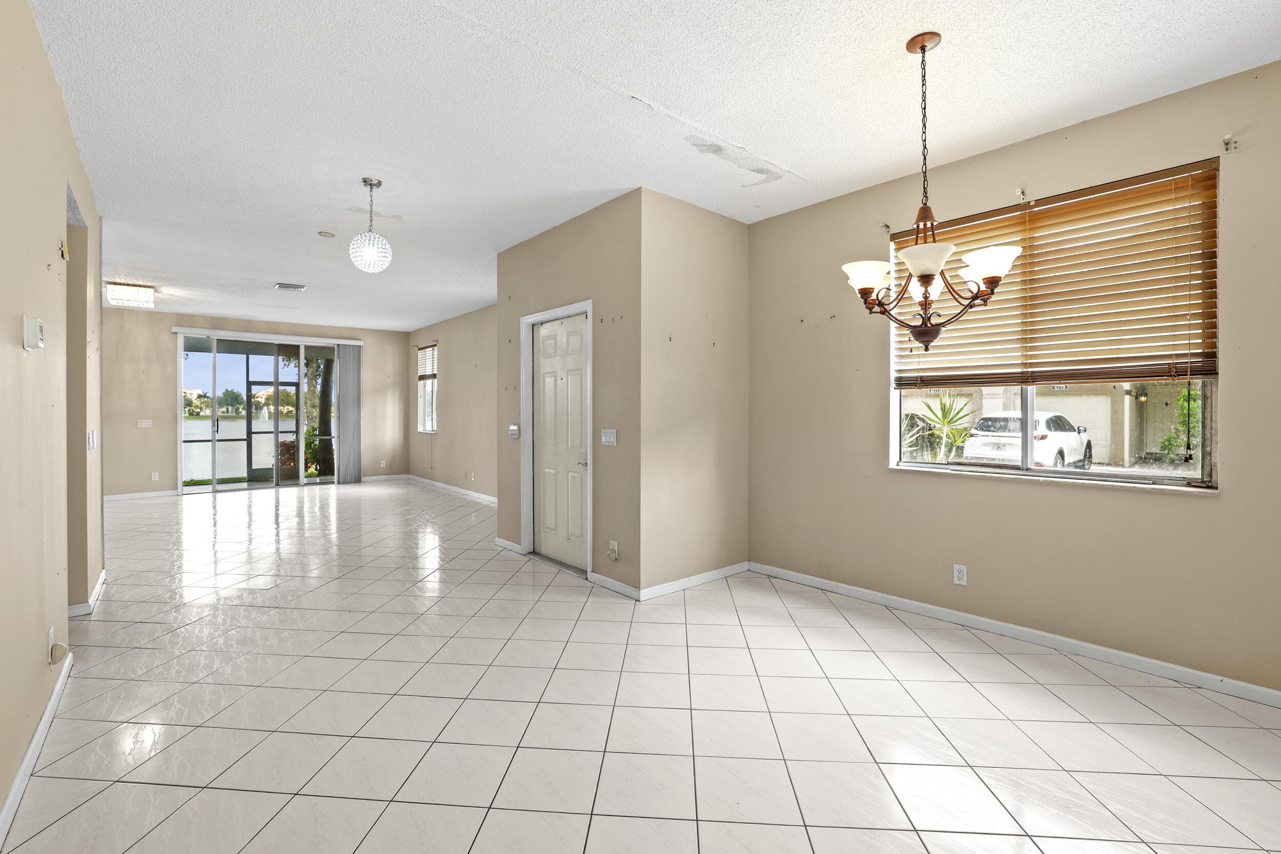 6797 Via Regina 4, Boca Raton, FL 33433 — photo 9 of 45