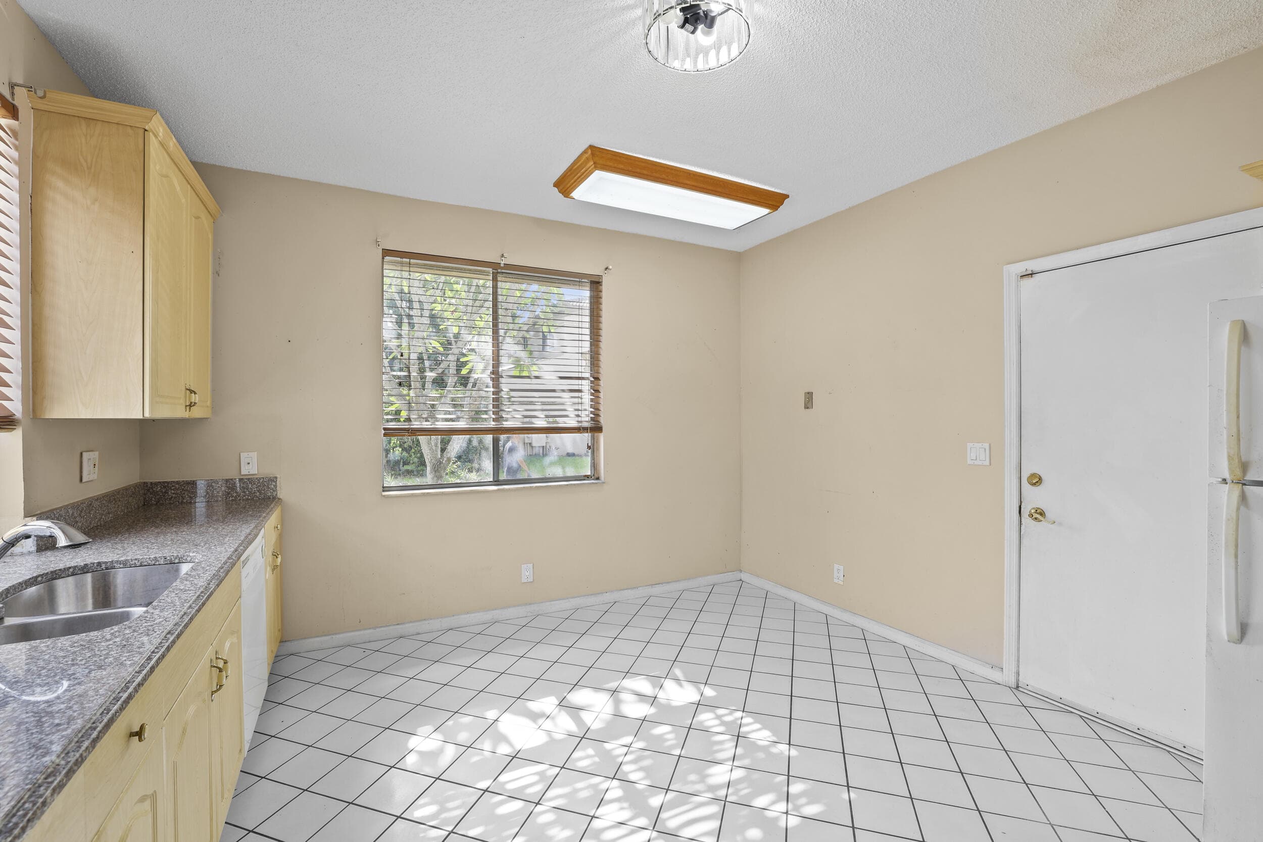 6797 Via Regina 4, Boca Raton, FL 33433 — photo 17 of 45