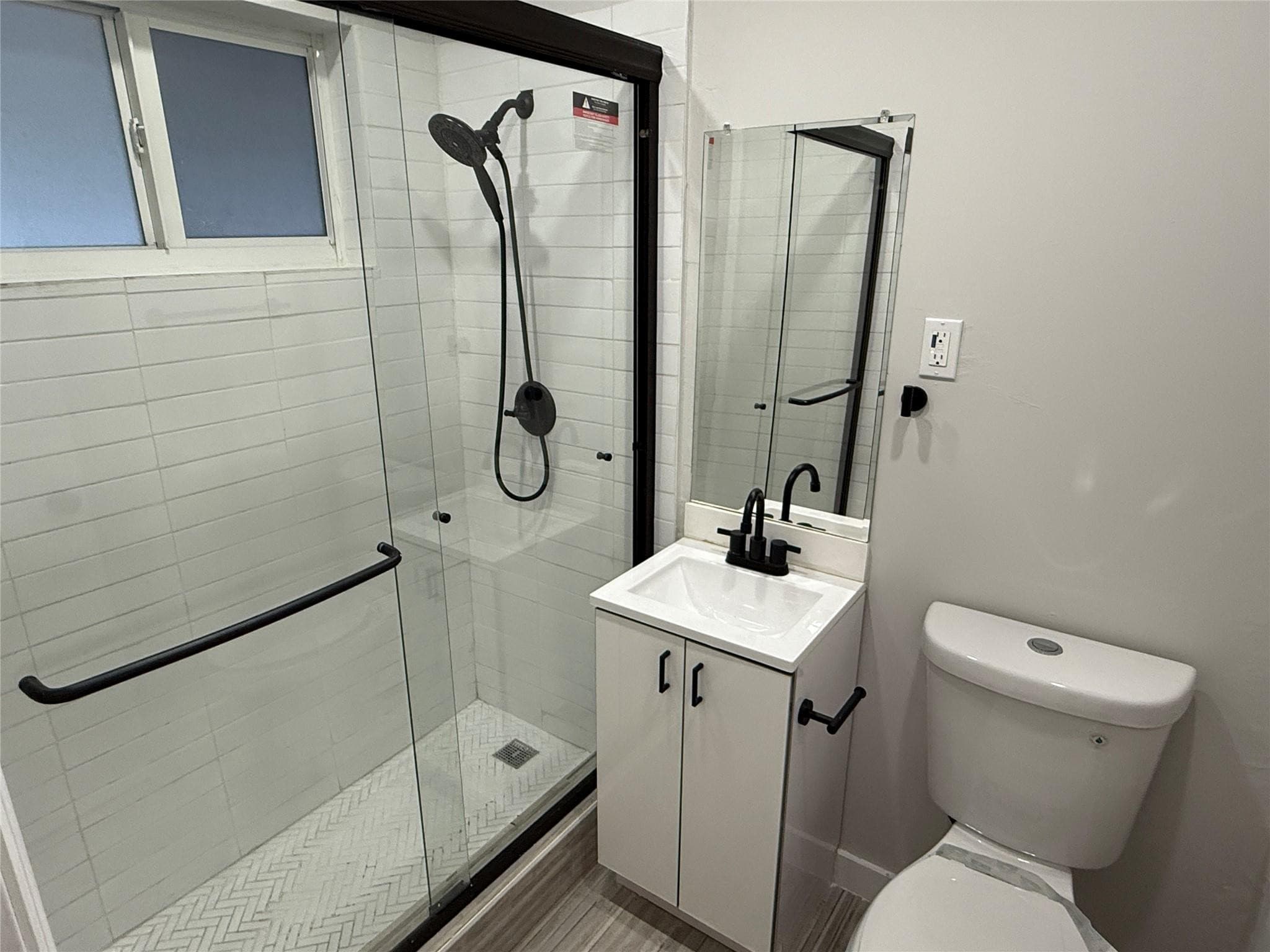 720 NE 7th Street 2a, Hallandale Beach, FL 33009 — photo 4 of 24